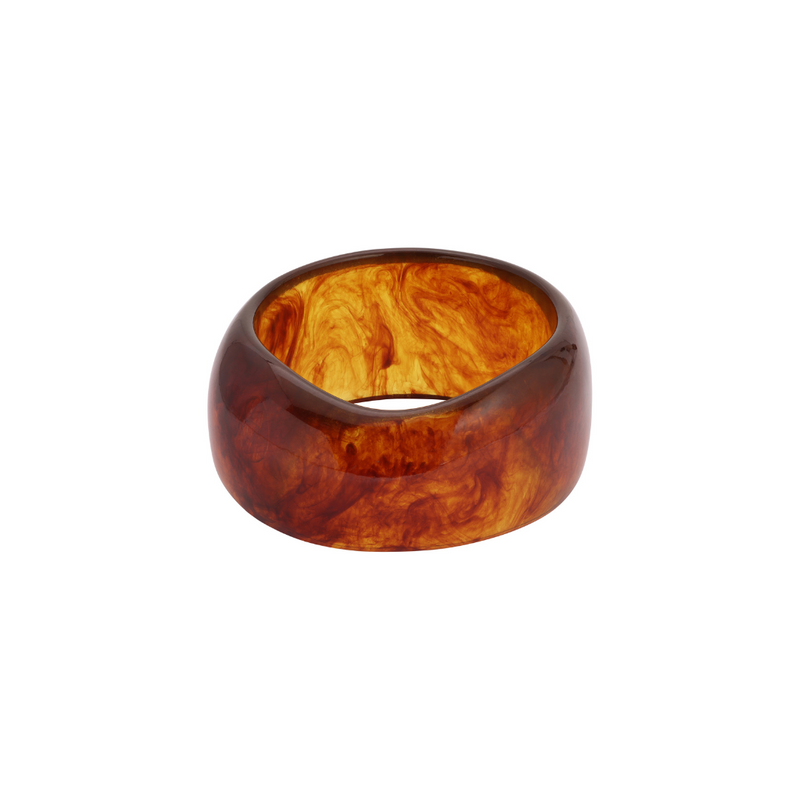 https://cdn.shopify.com/s/files/1/0574/0989/6626/files/KAIA_BANGLE.png?v=1745013327