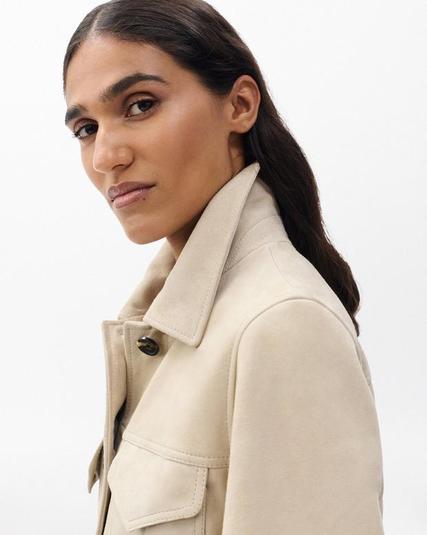 Luxurious Kara Suede Field Jacket: Soft, Stylish, Contrast Buttons, Flap Pockets