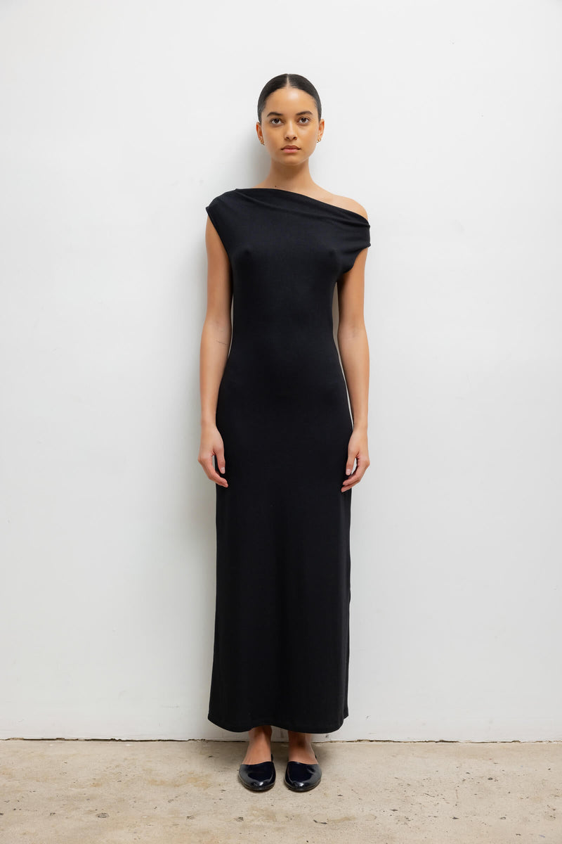 https://cdn.shopify.com/s/files/1/1286/8573/files/LESET_LAUREN_LAURENRUCHEDASYMMETRICALSHOULDERDRESS_BLACK_ONMODEL_1.jpg?v=1754587082