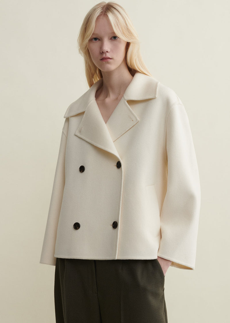 https://cdn.shopify.com/s/files/1/0651/8607/0782/files/LOOK11_Manilla_Wool_Ecru_215.jpg?v=1768309305