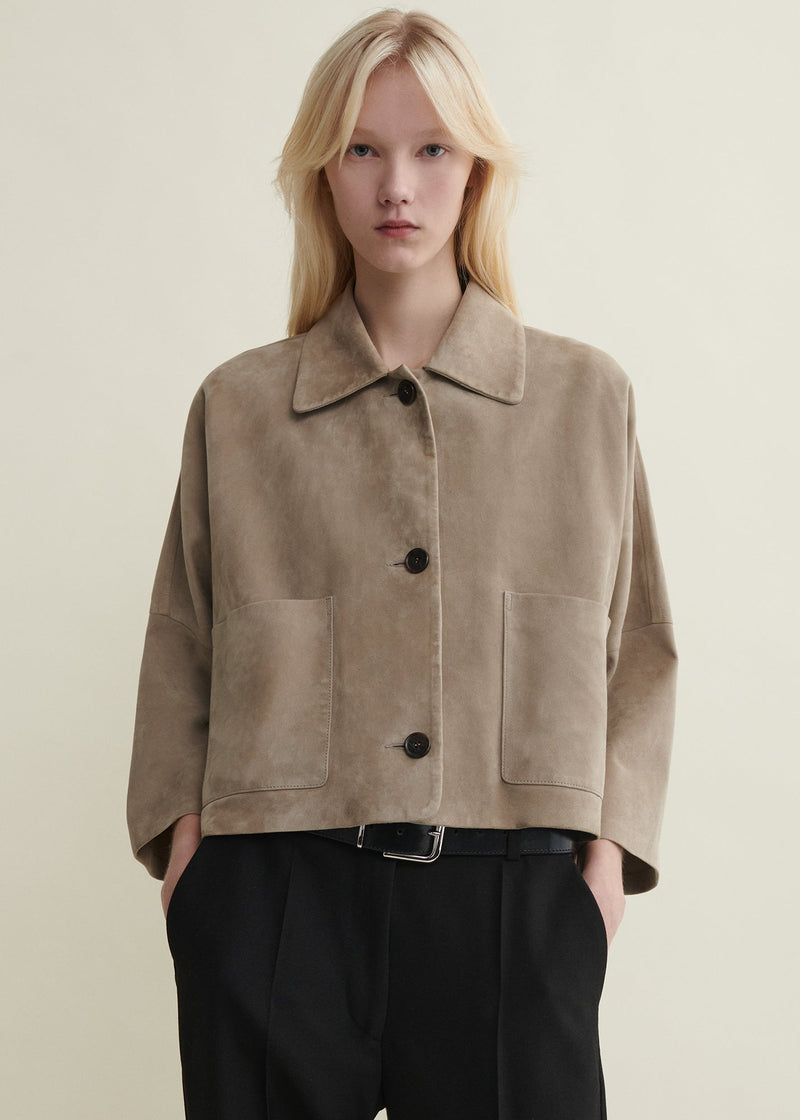 https://cdn.shopify.com/s/files/1/0651/8607/0782/files/LOOK26_Zhou_Lamb_Suede_Grey_Taupe_275.jpg?v=1769616432