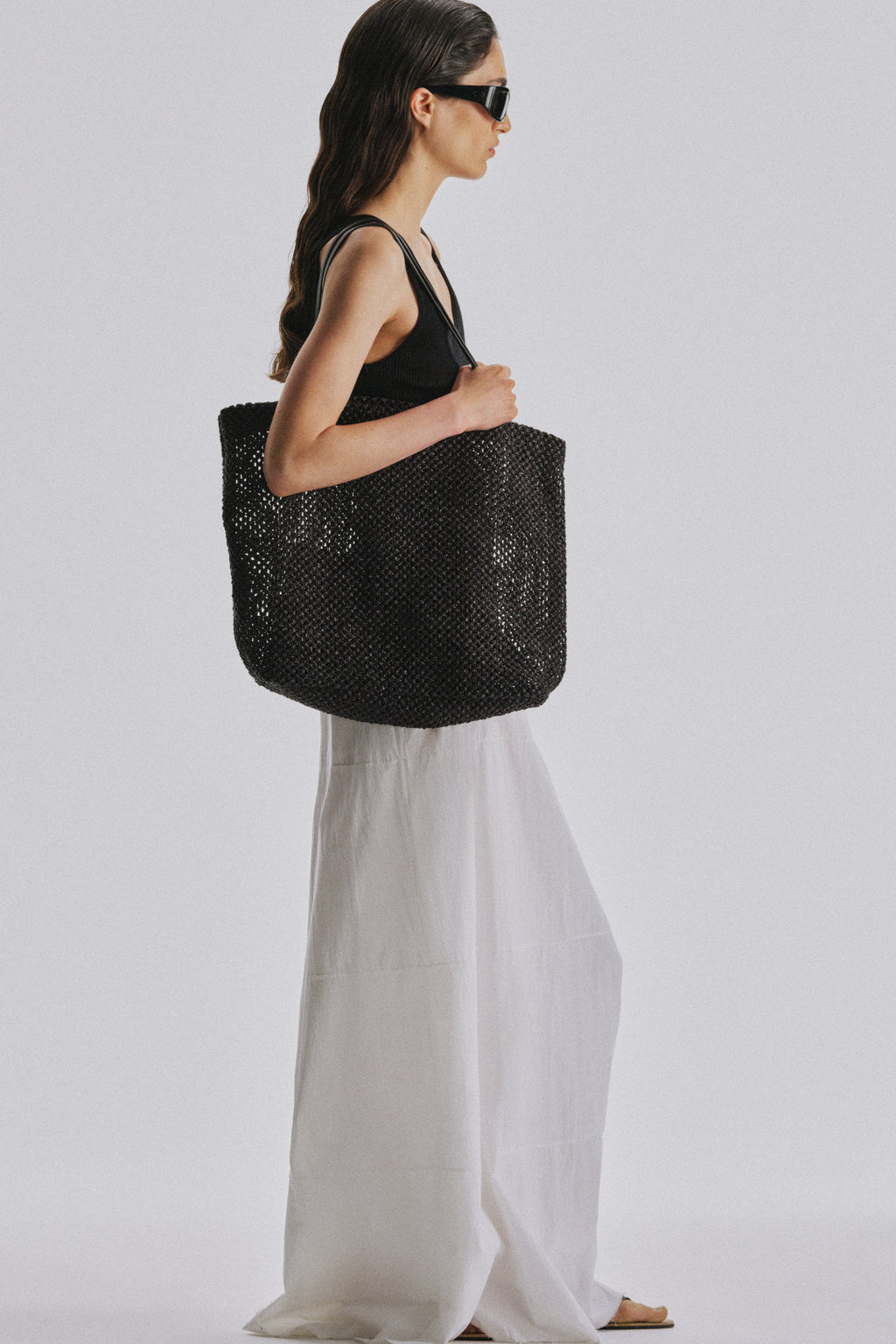 https://cdn.shopify.com/s/files/1/0552/0313/5593/files/LOOK_120_002_select.jpg?v=1777947555