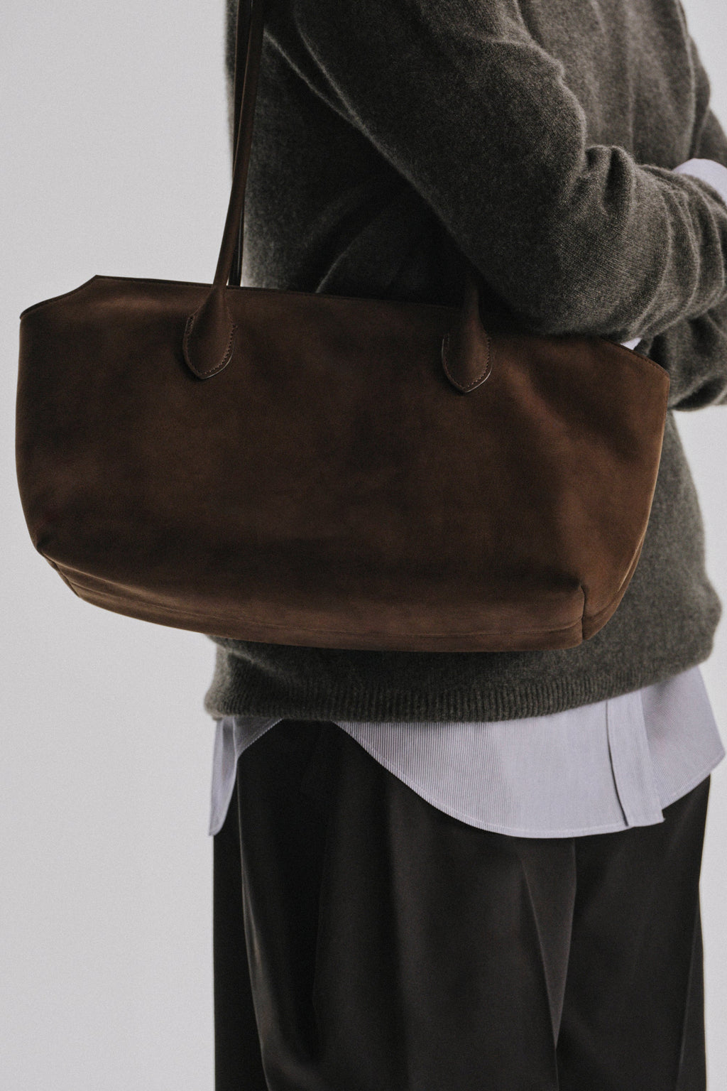 https://cdn.shopify.com/s/files/1/0552/0313/5593/files/LOOK_267_028_select.jpg?v=1777947746