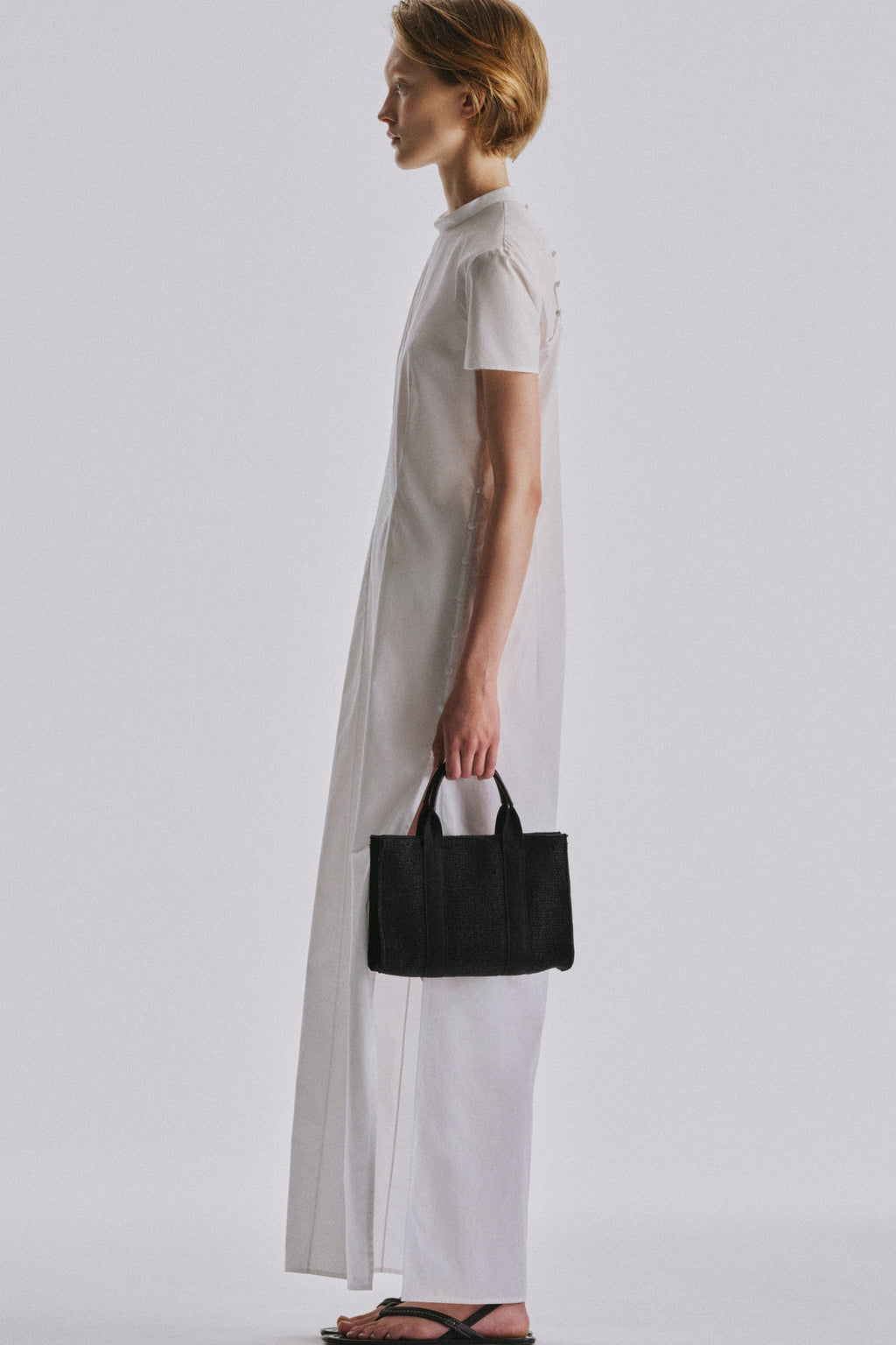 https://cdn.shopify.com/s/files/1/0552/0313/5593/files/LOOK_80_010_select_c7520a56-1782-43e1-aced-5c6935e64a86.jpg?v=1777953105