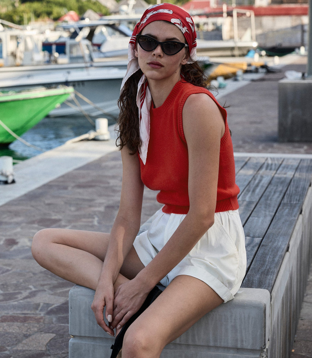 Luxurious Cashmere Louden Top: '60s Inspired, Ribbed Knit, Embroidered Detail