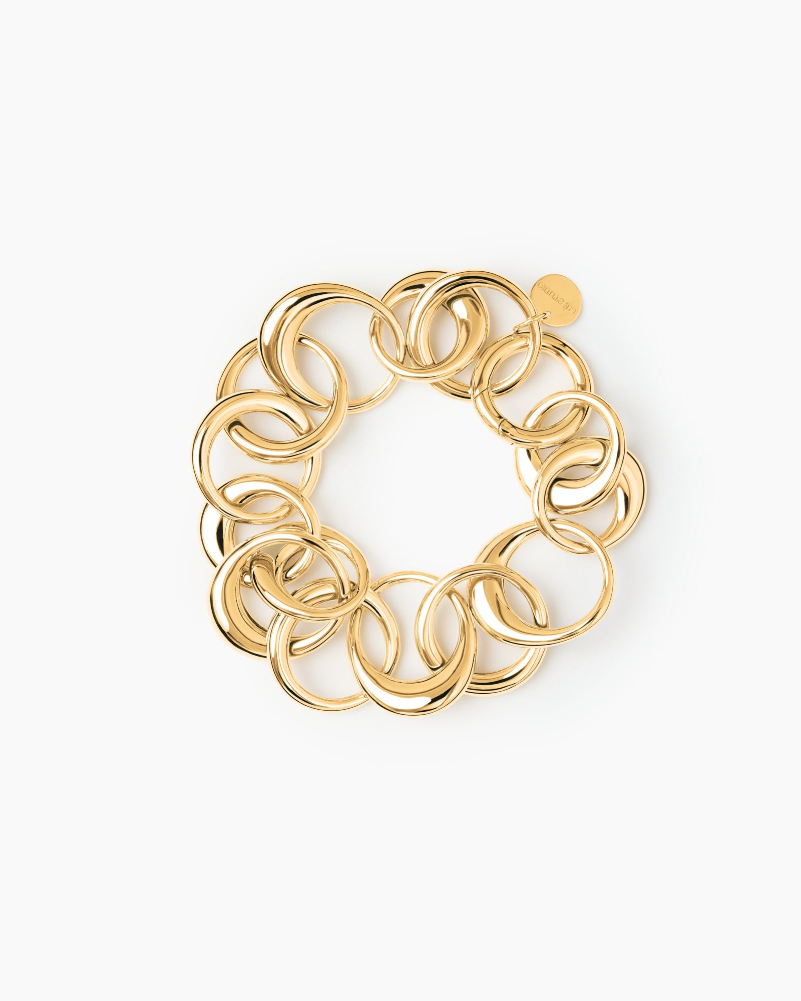 https://cdn.shopify.com/s/files/1/0592/5945/3598/files/Laura_brac_gold.jpg?v=1748260823