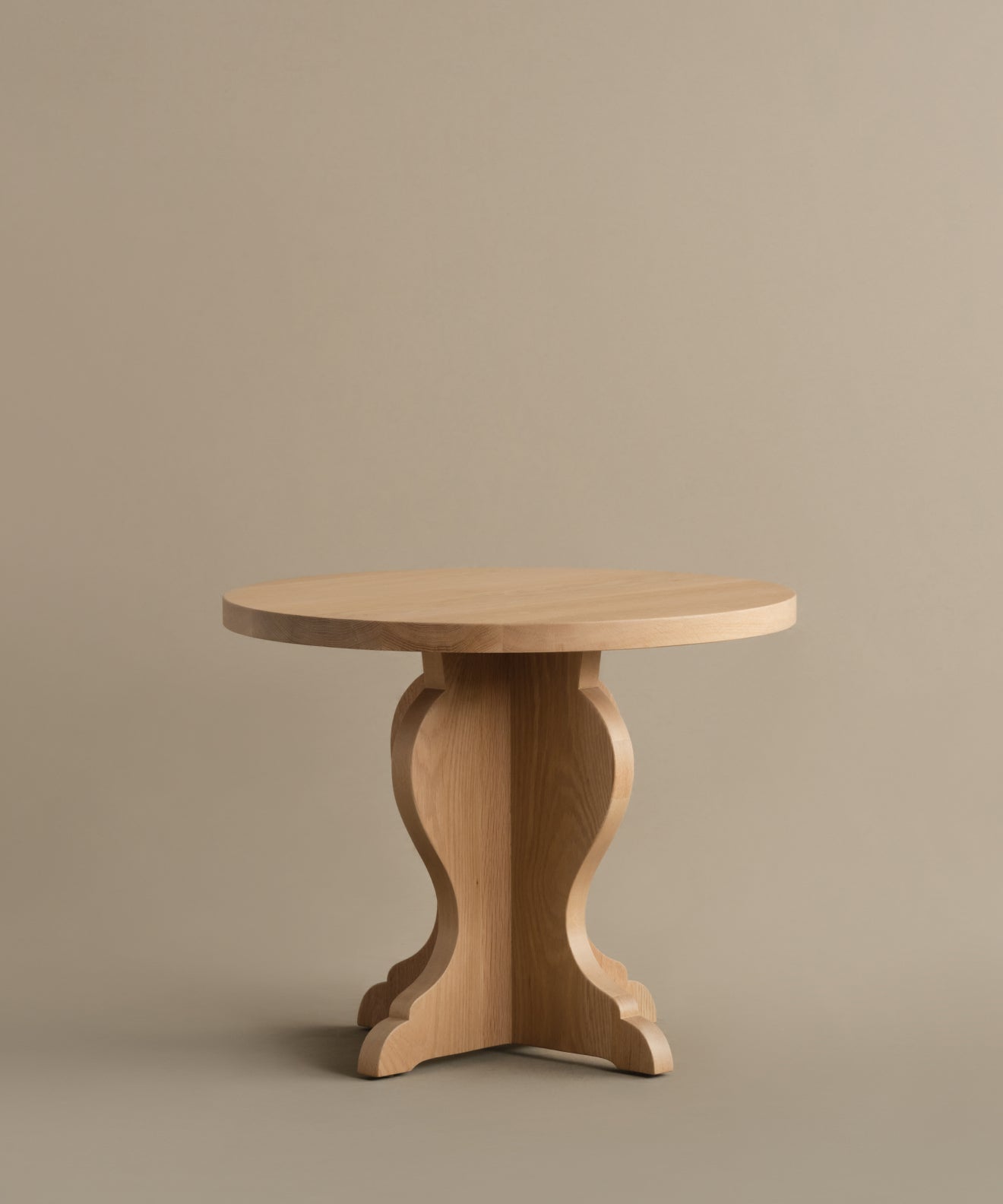 https://cdn.shopify.com/s/files/1/0565/1234/8333/files/Lombard-Side-Table-Oak-3.jpg?v=1748837639