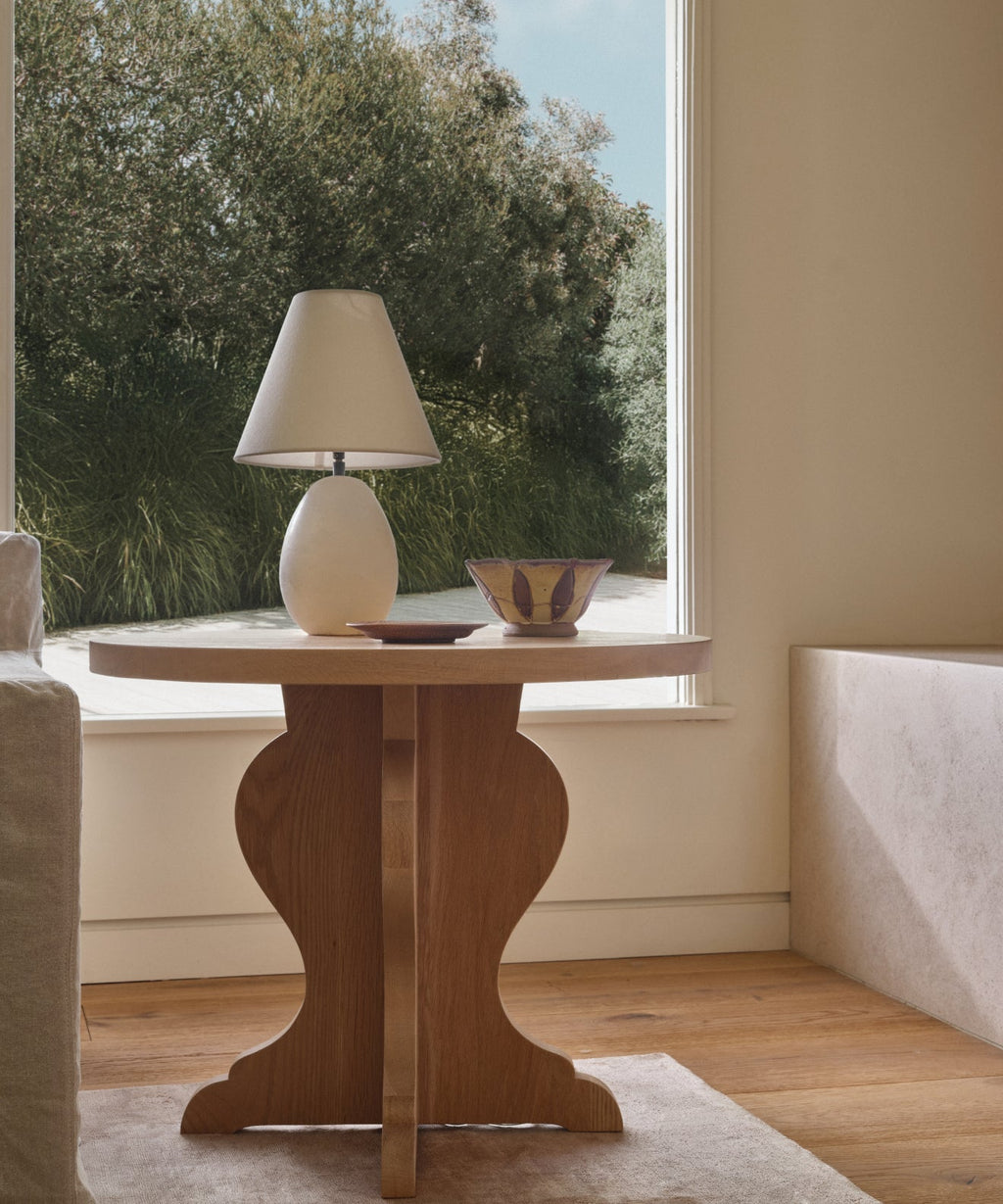 https://cdn.shopify.com/s/files/1/0565/1234/8333/files/Lombard-Side-Table-Oak-4.jpg?v=1748837645