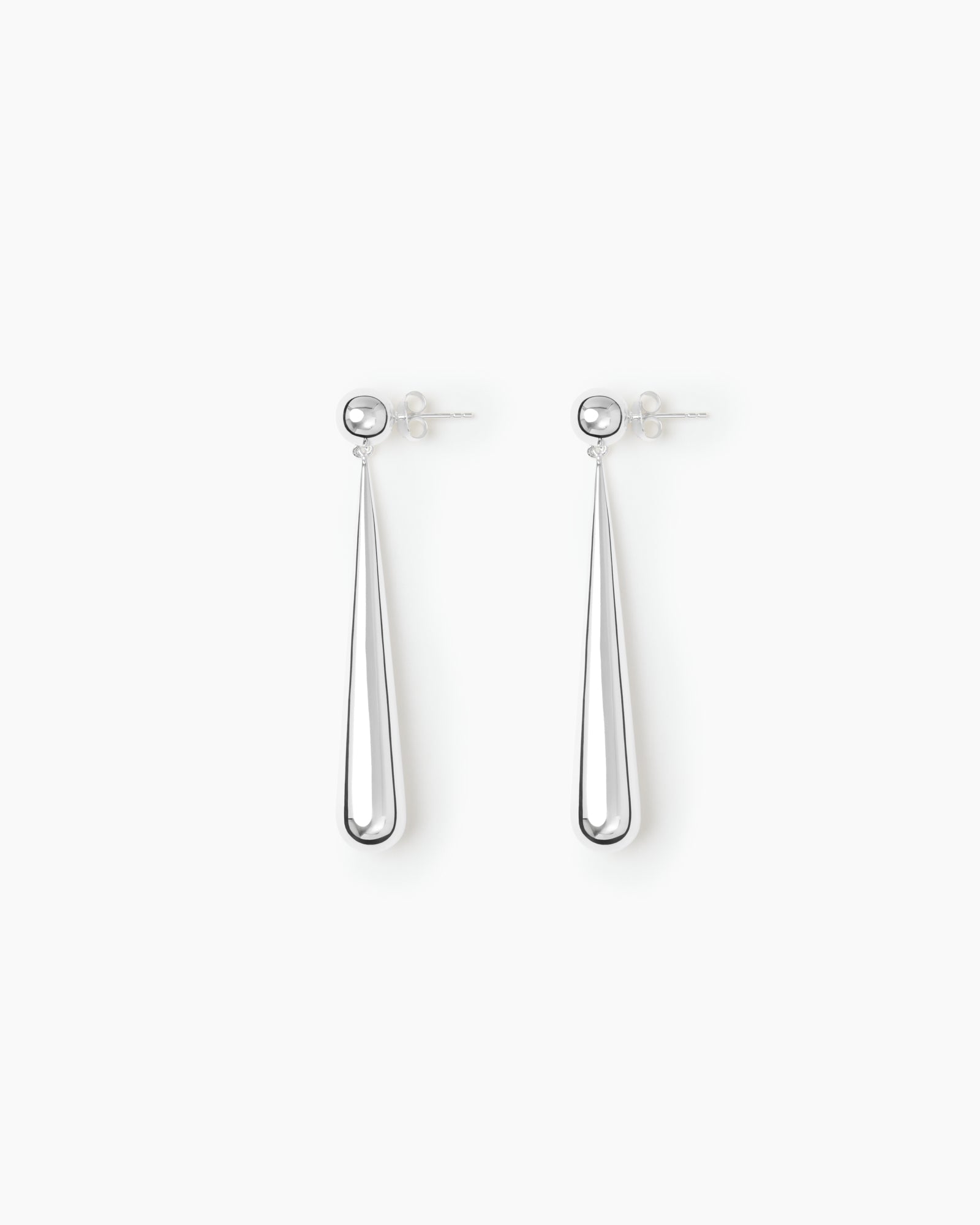 https://cdn.shopify.com/s/files/1/0592/5945/3598/files/Louise_silver.jpg?v=1748260772