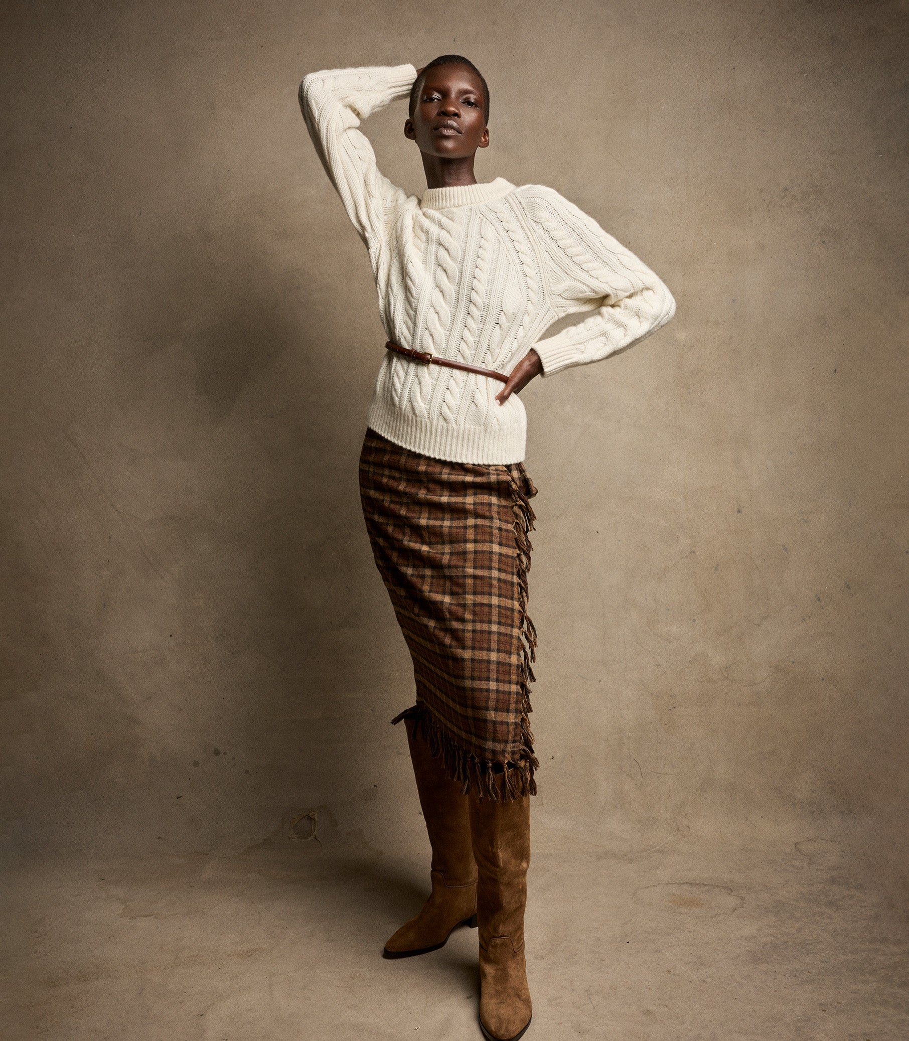 Luxurious Marlowe Ivory Cashmere Cable Knit Sweater: Cloud-Soft Mockneck Comfort