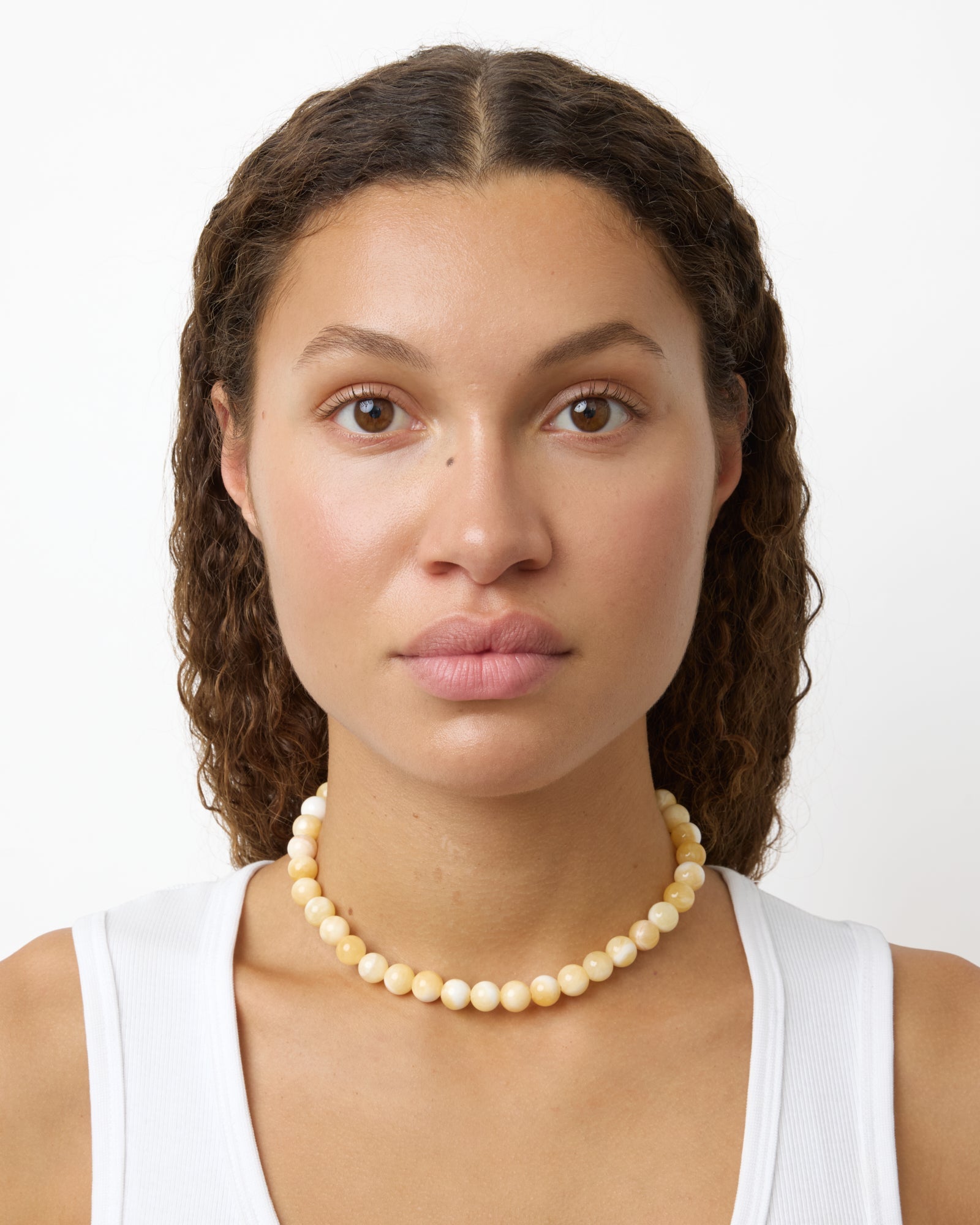 https://cdn.shopify.com/s/files/1/0592/5945/3598/files/Mary_beige_1.jpg?v=1748260804