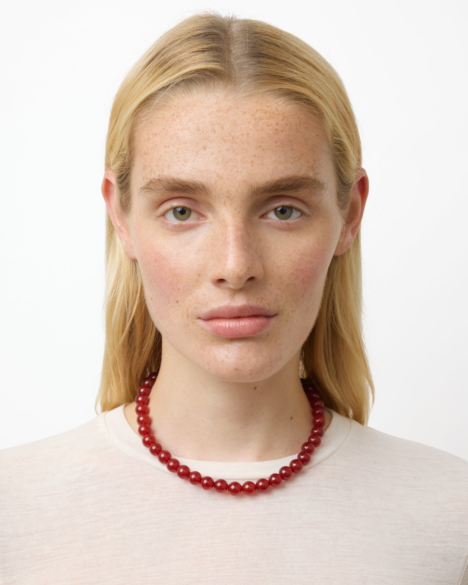 https://cdn.shopify.com/s/files/1/0592/5945/3598/files/Mary_red_01447cff-9b58-4514-8a83-a241e0c2ba1d.jpg?v=1748260785