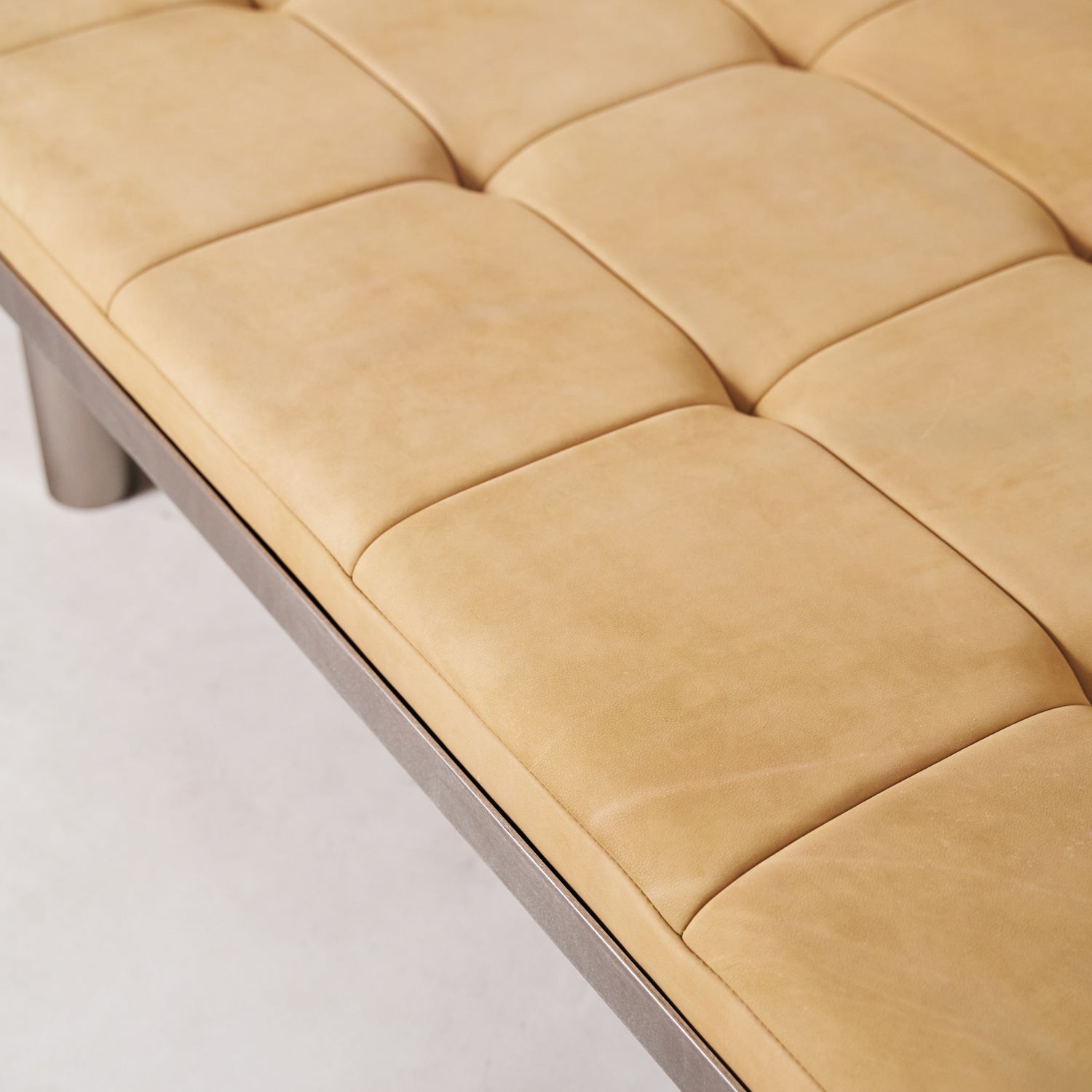 https://cdn.shopify.com/s/files/1/0593/2217/1565/files/Milan-Stainless-Steel-Daybed-Camel-Nubuck-3.jpg?v=1740458135