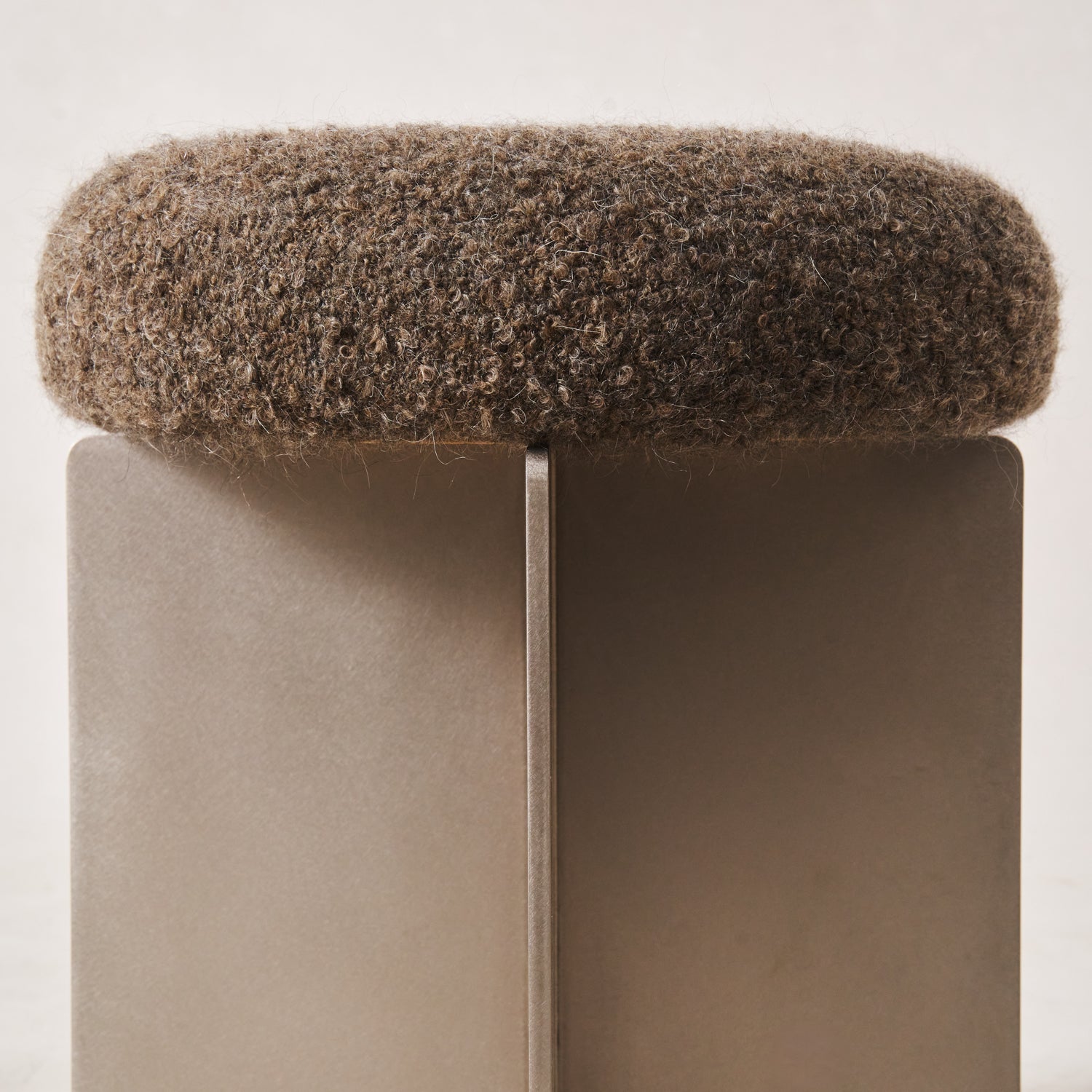 https://cdn.shopify.com/s/files/1/0593/2217/1565/files/Milan-Stainless-Steel-Stool-Mocha-Boucle9.jpg?v=1740178191