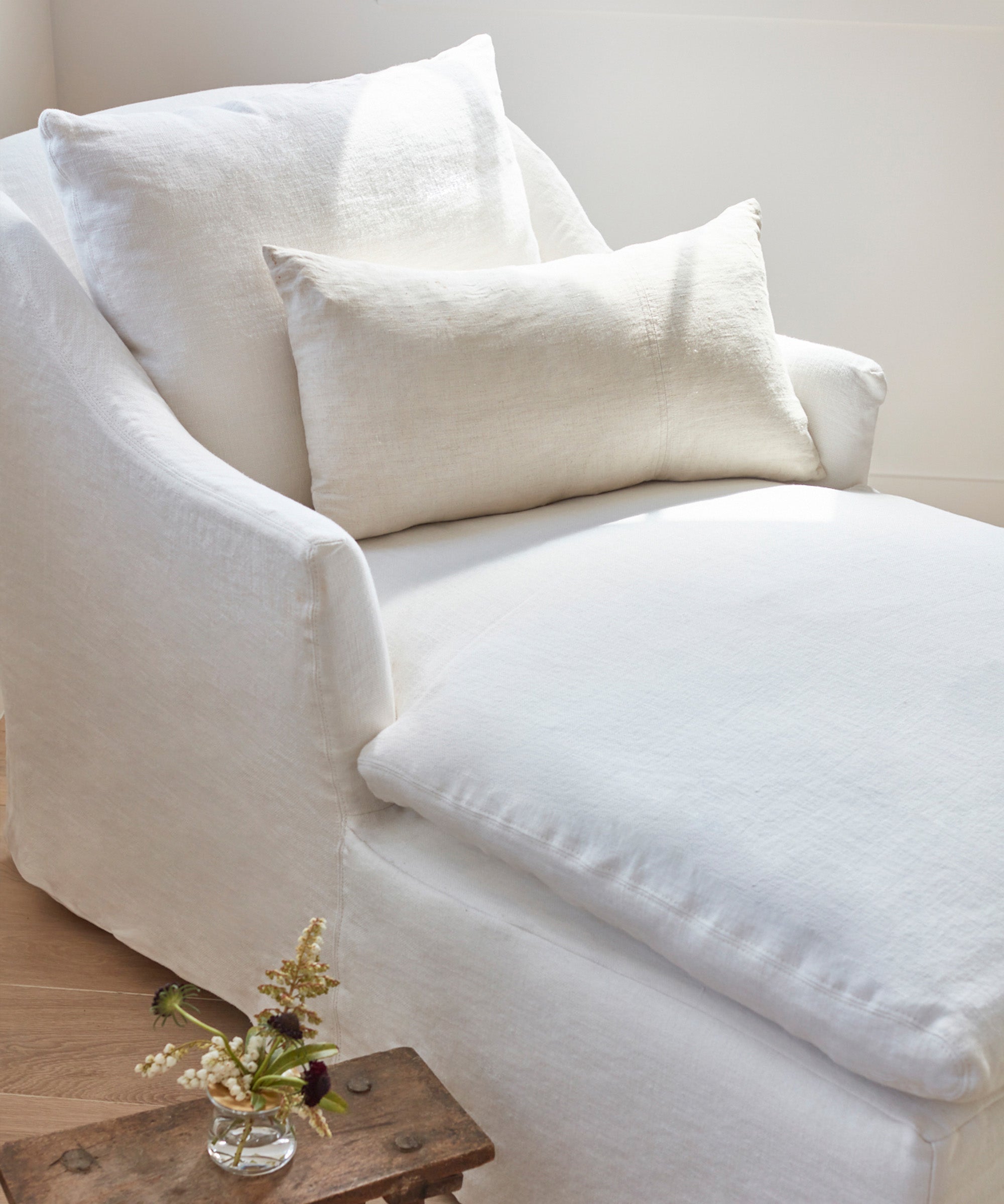 https://cdn.shopify.com/s/files/1/0565/1234/8333/products/Miramar_Chaise_Ivory_3.jpg?v=1663018651