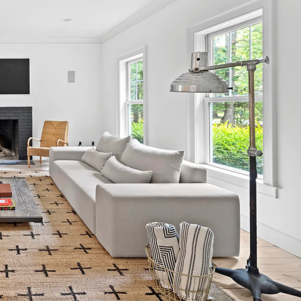 https://cdn.shopify.com/s/files/1/0593/2217/1565/files/Ojai-sofa.png?v=1766439651