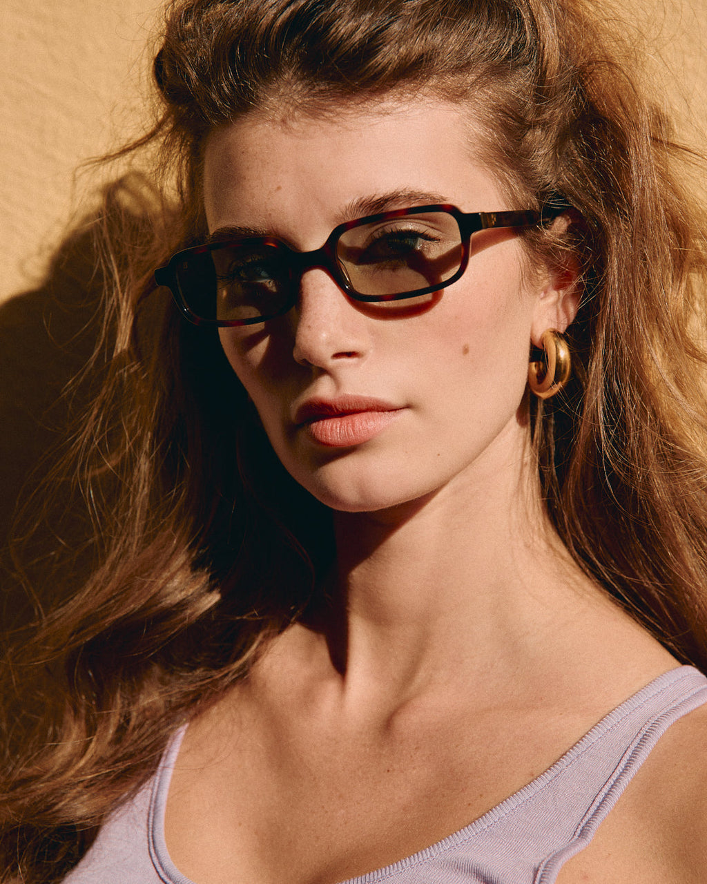 https://cdn.shopify.com/s/files/1/0099/7241/6563/files/P0710-H653es_WOMAN_SPRING26_2.jpg?v=1774277312