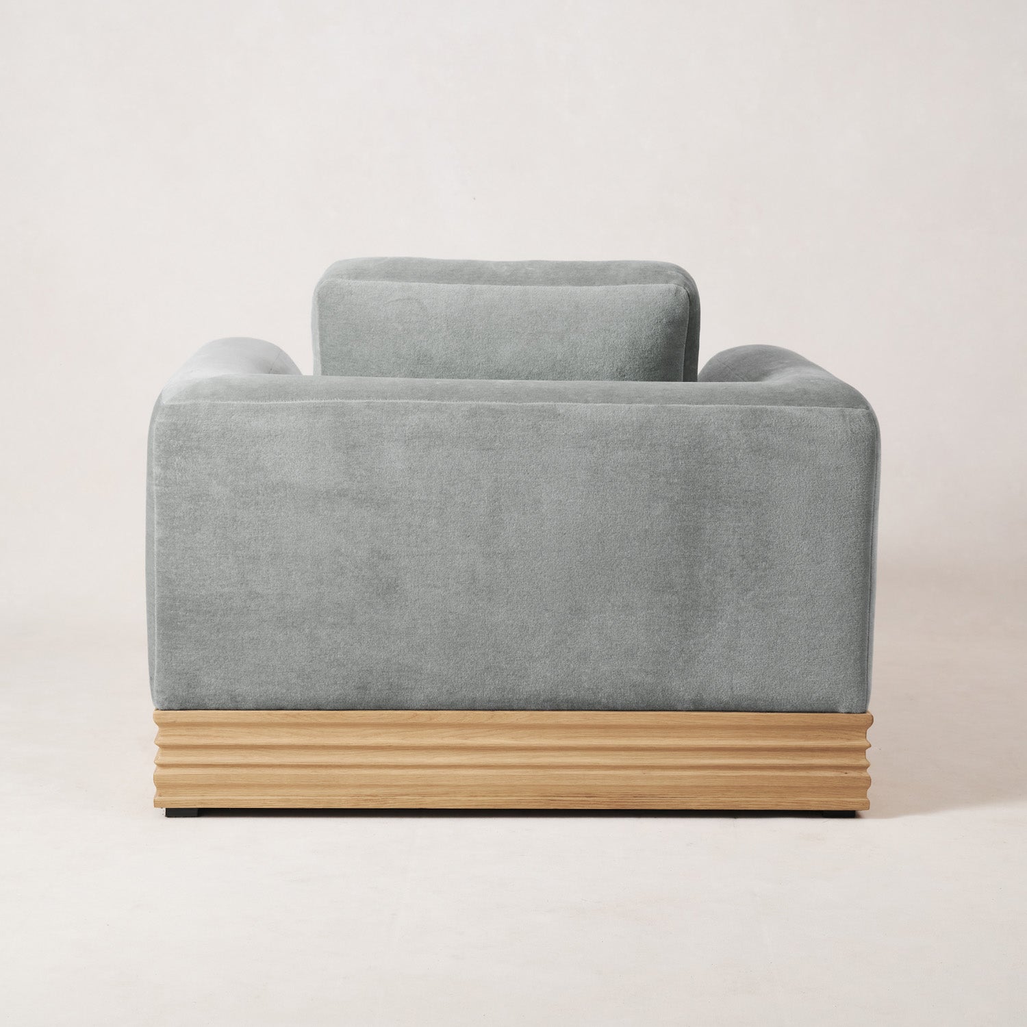 https://cdn.shopify.com/s/files/1/0593/2217/1565/files/Palazzo-Mohair-Wood-Base-Armchair-Frost-6_b212fe75-15b3-4de4-9541-a0a85c5d9b34.jpg?v=1760487953