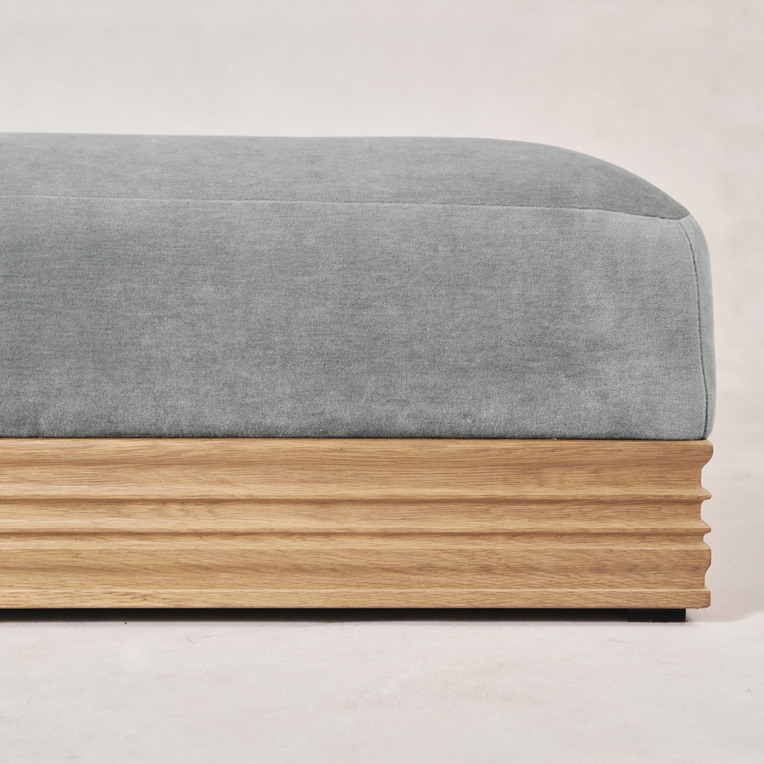 https://cdn.shopify.com/s/files/1/0593/2217/1565/files/Palazzo-Mohair-Wood-Base-Daybed-Frost-10.jpg?v=1766427985