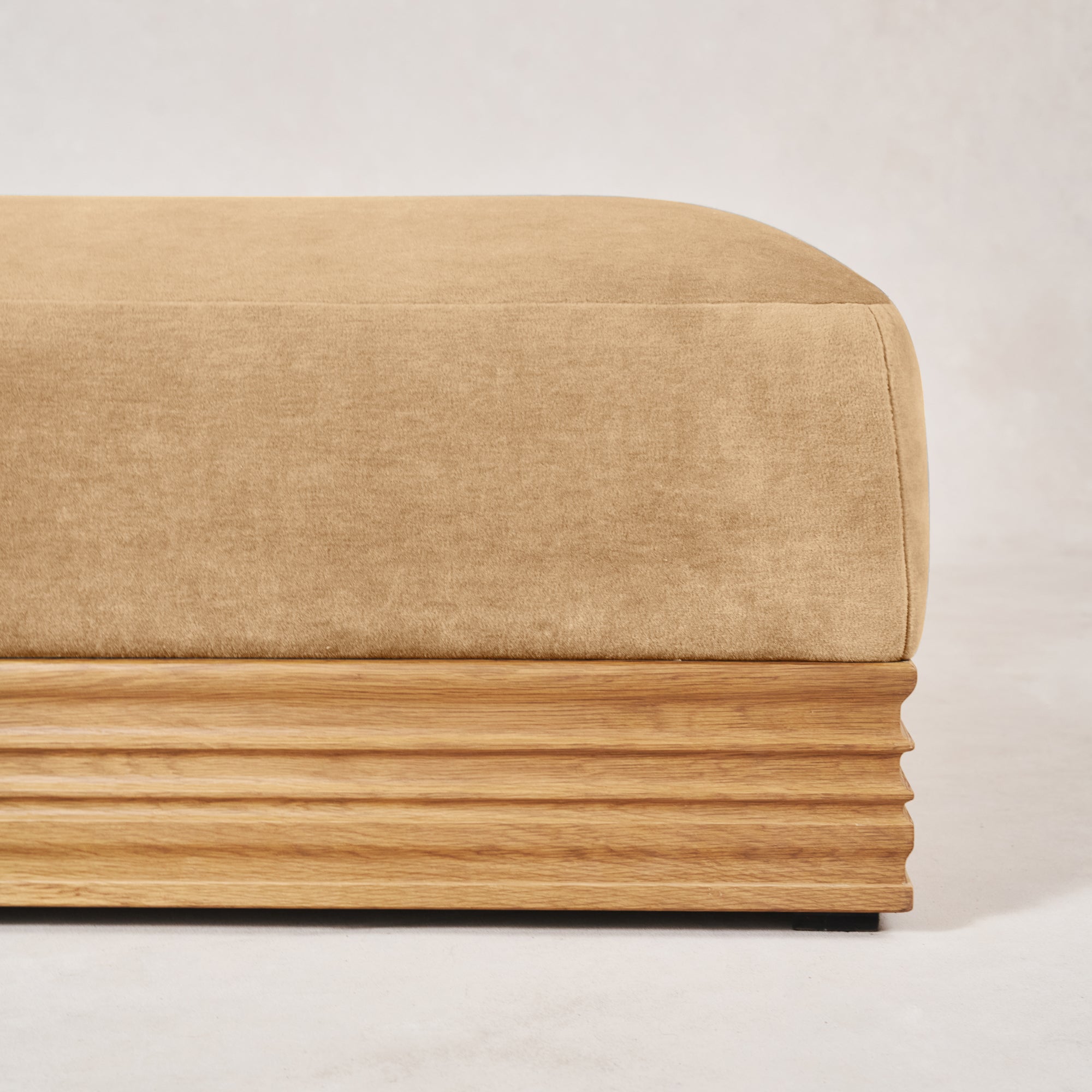 https://cdn.shopify.com/s/files/1/0593/2217/1565/files/Palazzo-Mohair-Wood-Base-Daybed-Nude-1.jpg?v=1766427985
