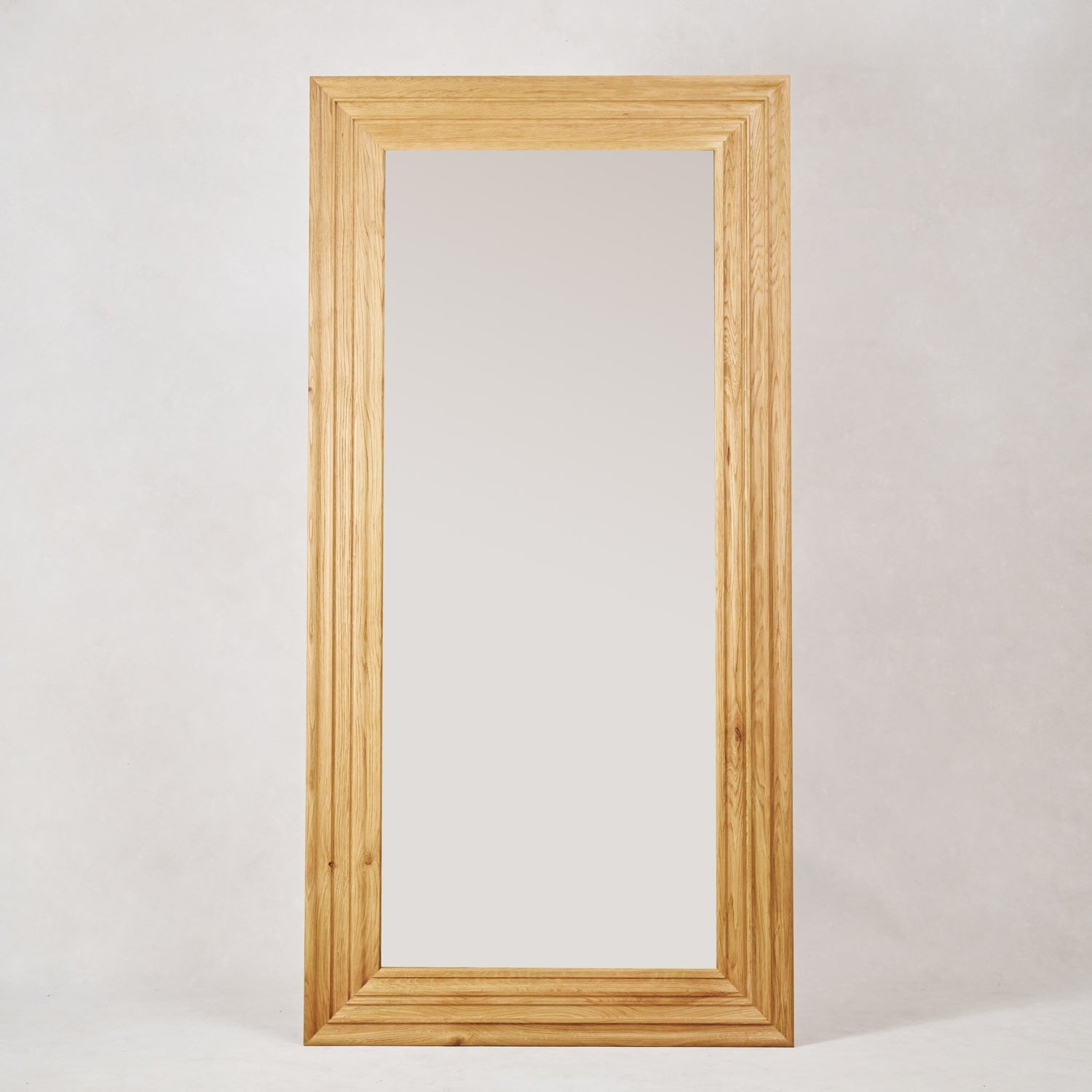 https://cdn.shopify.com/s/files/1/0593/2217/1565/files/Palazzo-White-Oak-Framed-Mirror-2.jpg?v=1739402100