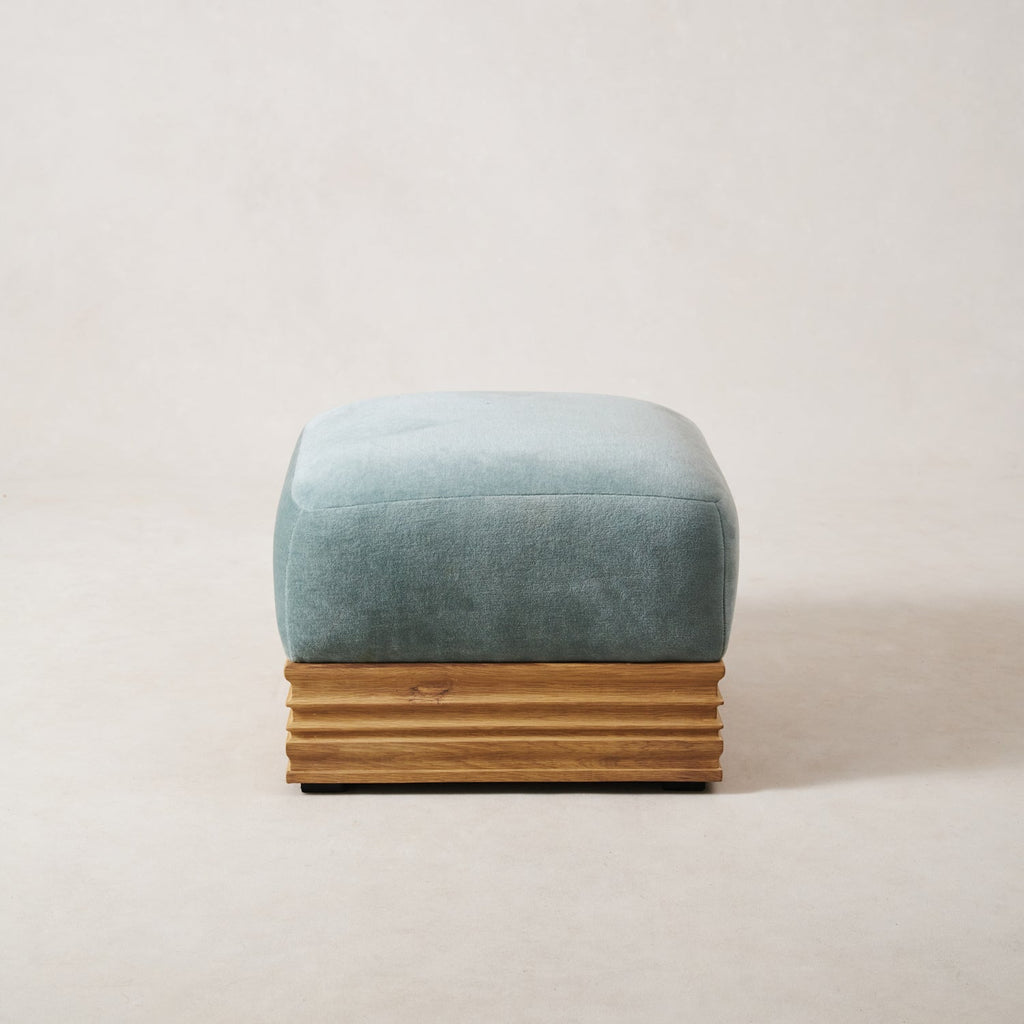 https://cdn.shopify.com/s/files/1/0593/2217/1565/files/Palazzo-mohair-wood-base-pouf-frost-1_adb706cf-05b3-45b4-a44c-fb2bc0657c80.jpg?v=1752614463