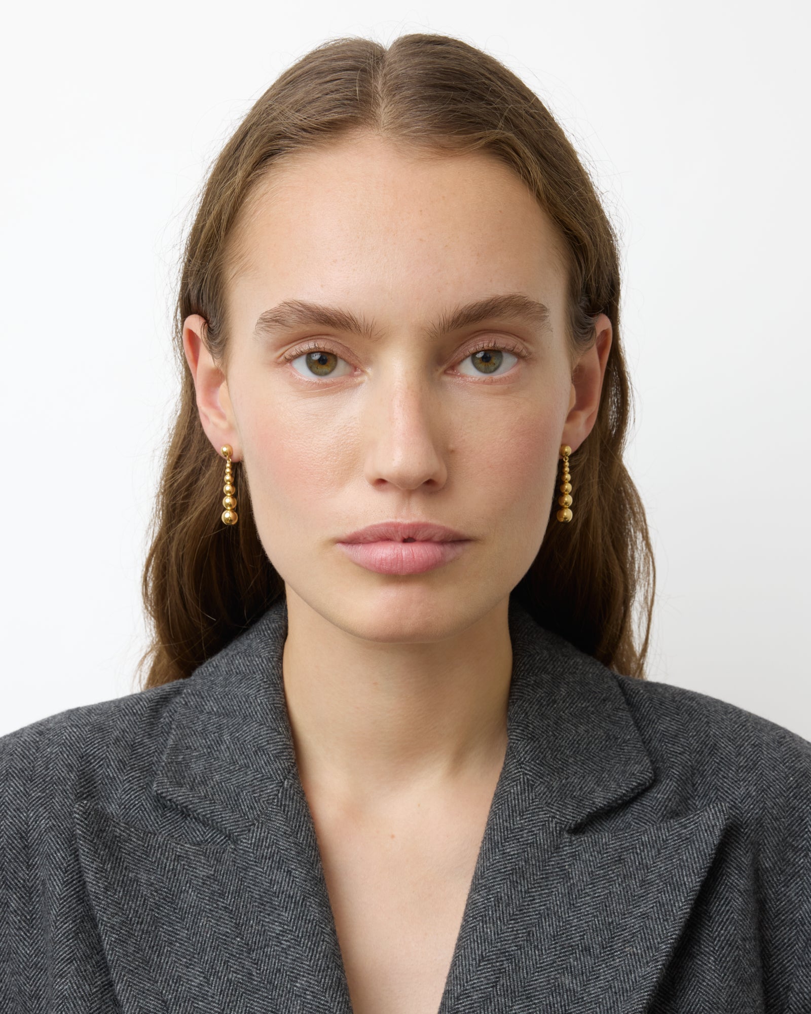 https://cdn.shopify.com/s/files/1/0592/5945/3598/files/Rebecca_gold_1.jpg?v=1748260814