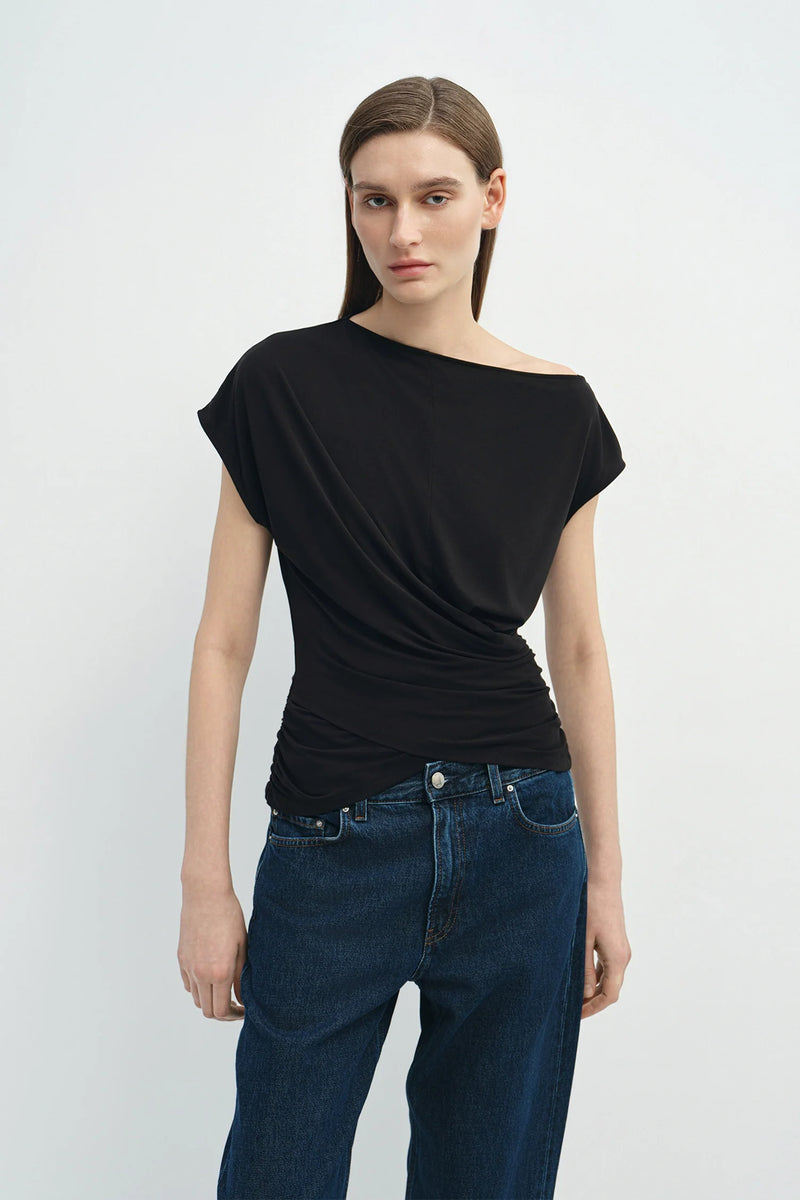 https://cdn.shopify.com/s/files/1/0577/5412/4470/files/S126TS139_Black_4.webp?v=1771142701