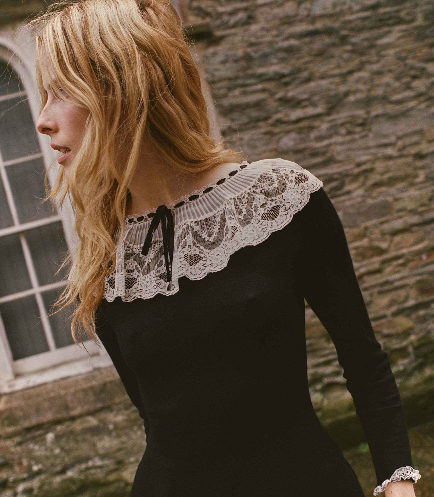 Elegant Black Merino Wool Mini Dress with Victorian Lace Collar & Cuffs