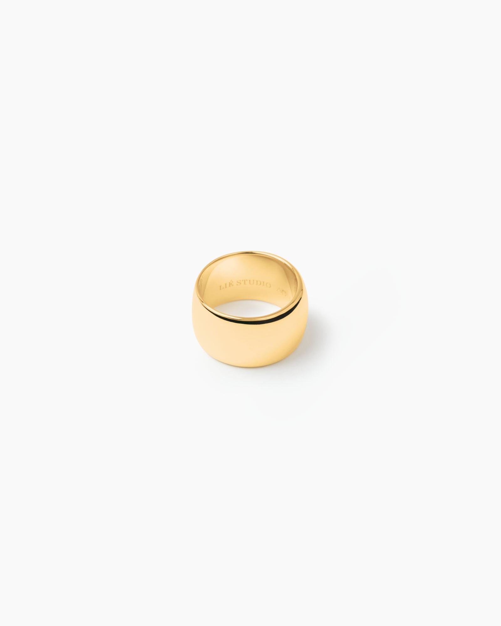 https://cdn.shopify.com/s/files/1/0592/5945/3598/files/Sandra_gold.jpg?v=1757584242