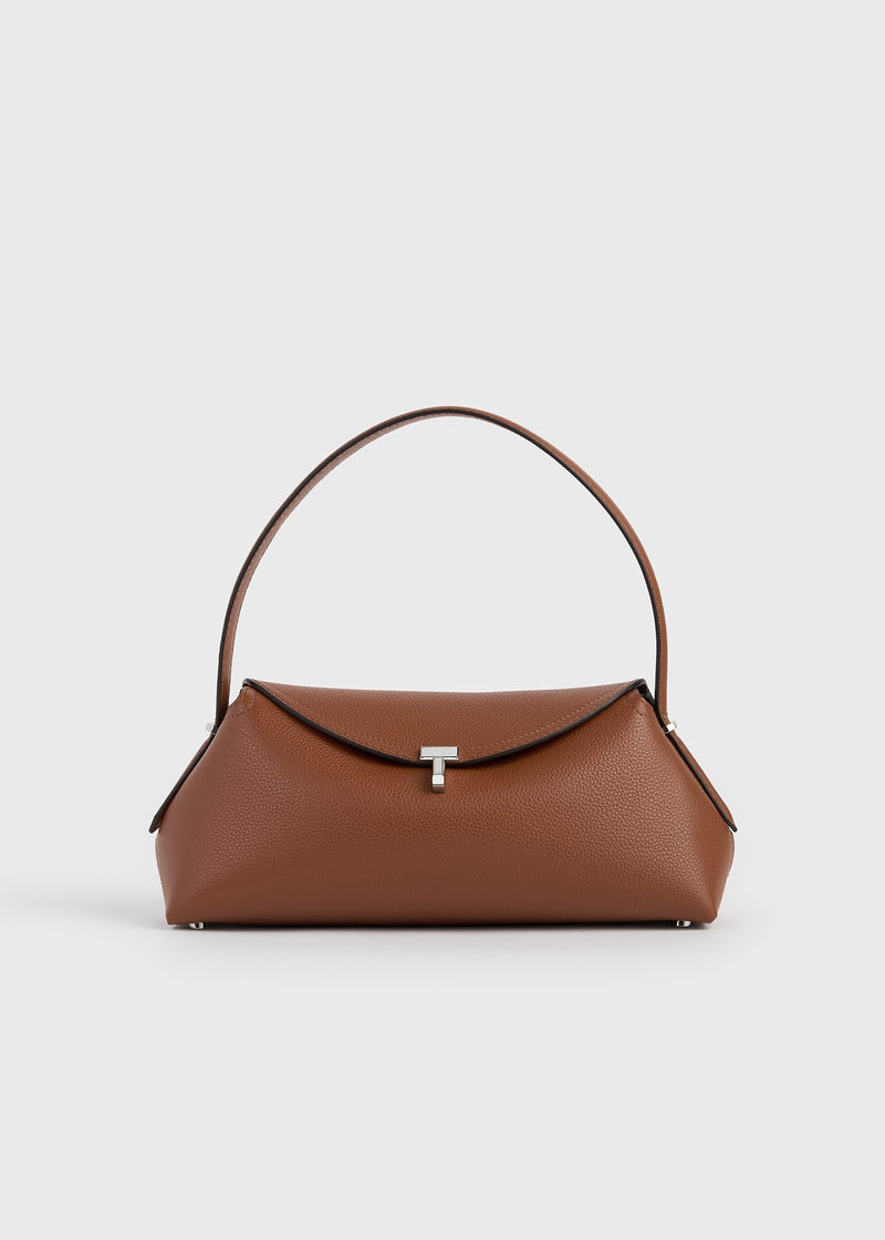 https://cdn.shopify.com/s/files/1/0452/1374/5316/files/TOTEME_FLATS_SS26_EXCLUSIVES_BAGS_261-WAL0127-LE0030-365_T_LOCK_GRAINED_LEATHER_SHOULDER_SIENNA_front_GB.jpg?v=1768823807
