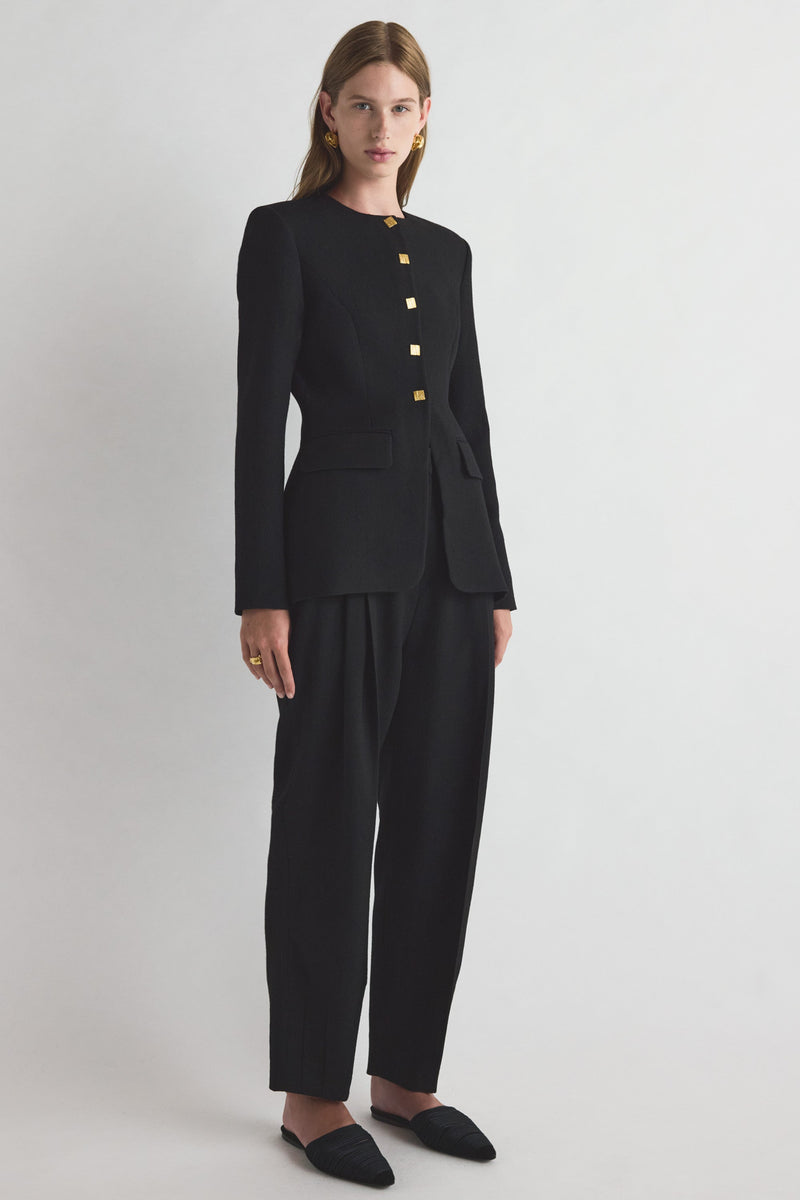 https://cdn.shopify.com/s/files/1/0155/8868/7920/files/TOVE_ECOM_Moya_Jacket__Black_1.jpg?v=1759231257