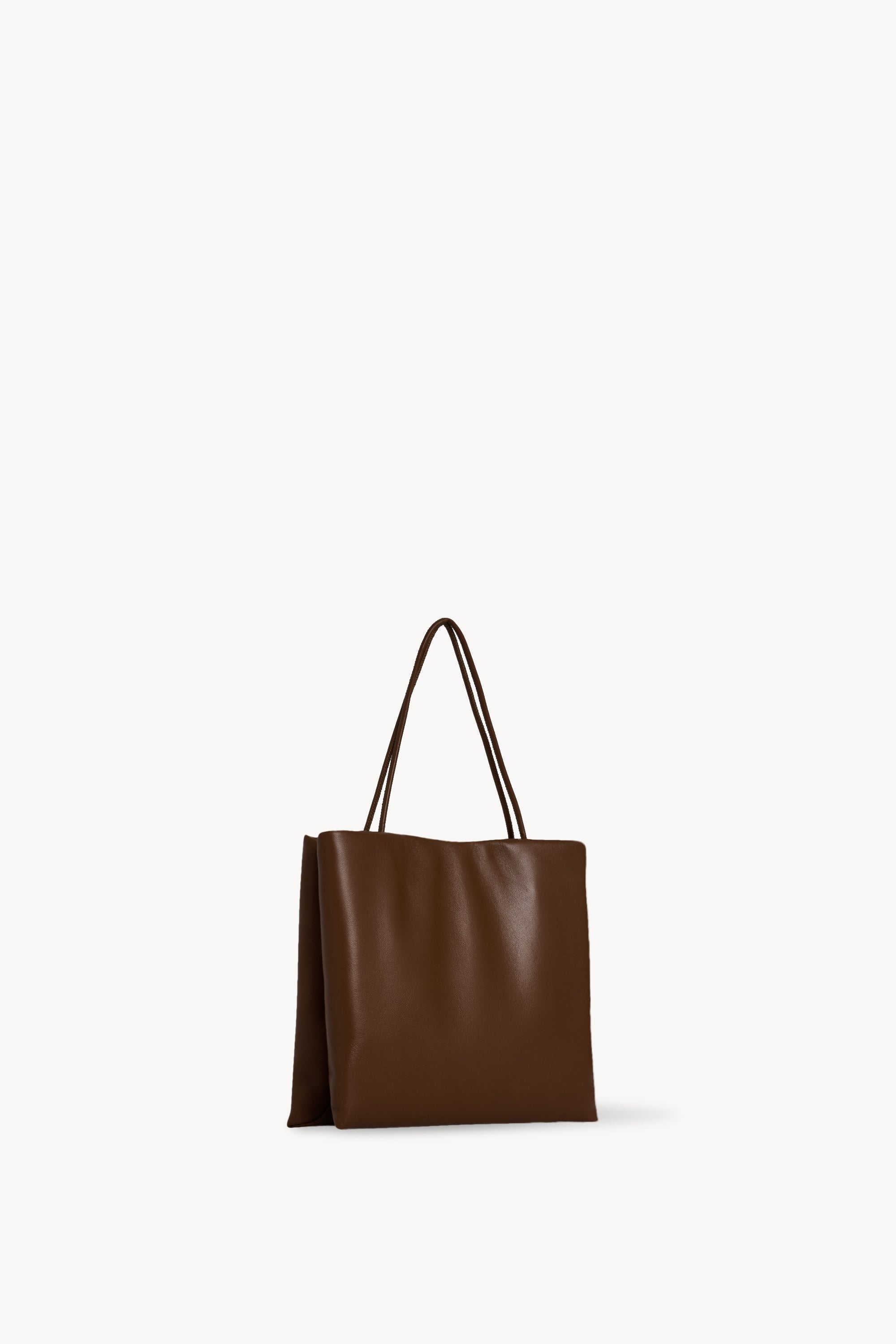 https://cdn.shopify.com/s/files/1/0552/0313/5593/files/W2126L117CUIR.jpg?v=1777923284