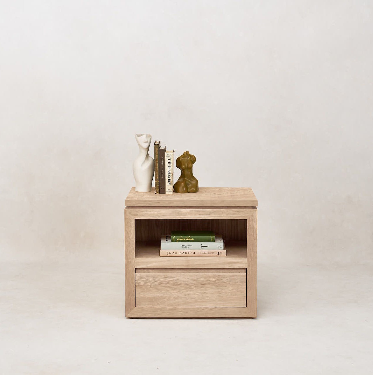 https://cdn.shopify.com/s/files/1/0593/2217/1565/files/bedside-table-with-drawer-1.jpg?v=1744390617