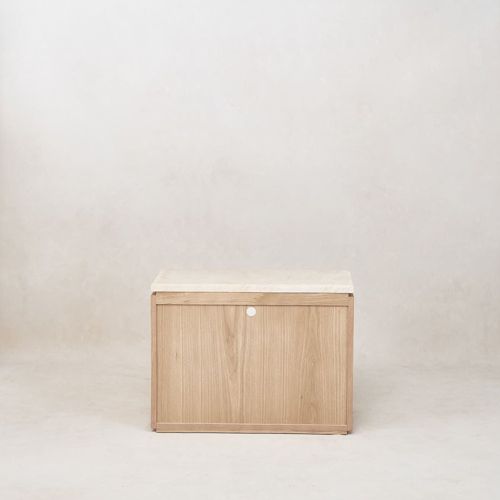 https://cdn.shopify.com/s/files/1/0593/2217/1565/files/bedside-table-wood2_ce9b02d5-4ce2-484c-80ad-fd0175a90f57.jpg?v=1766015985