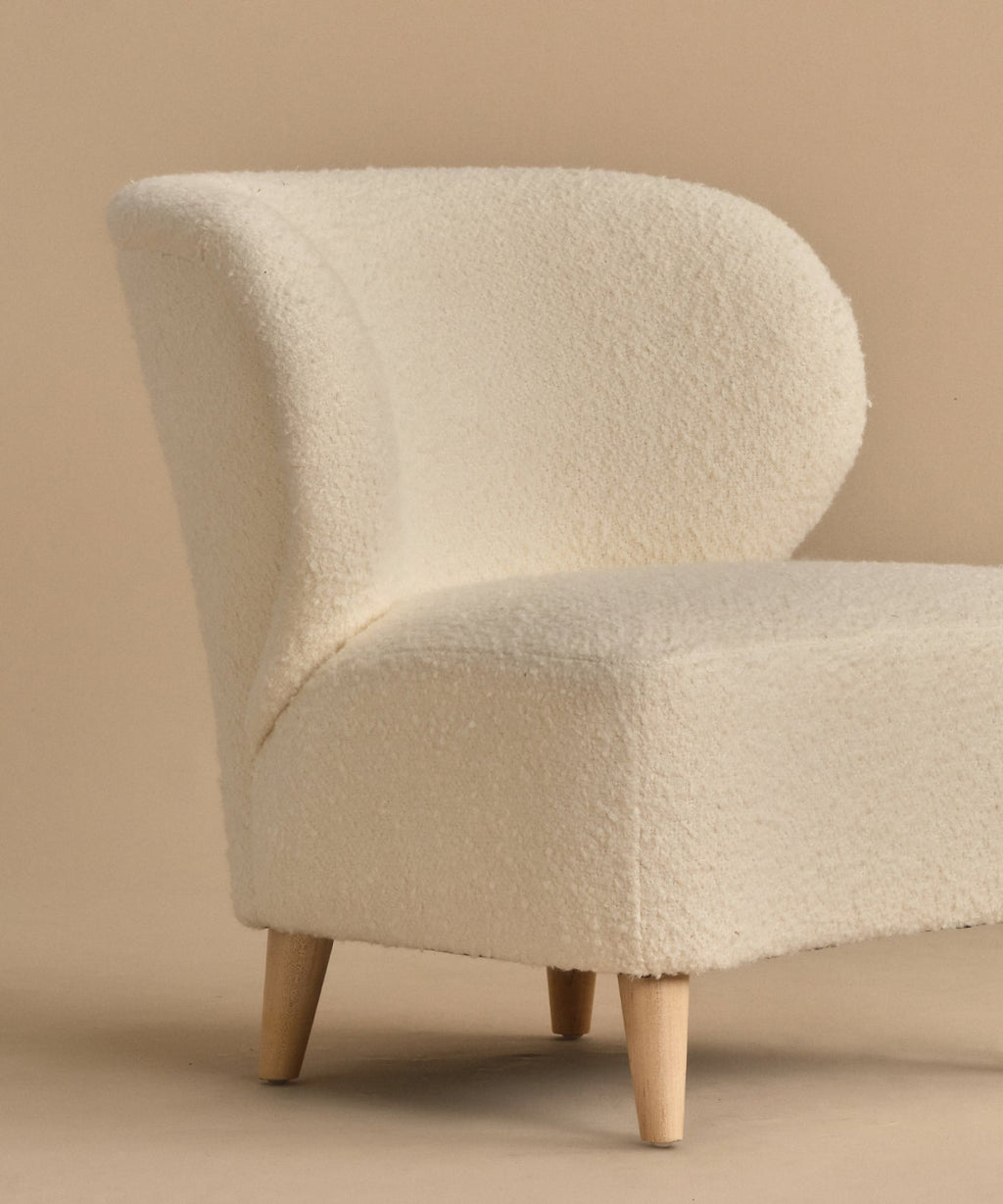 https://cdn.shopify.com/s/files/1/0565/1234/8333/files/brentwood-chair-ivory-wool-boucle-2.jpg?v=1760568233