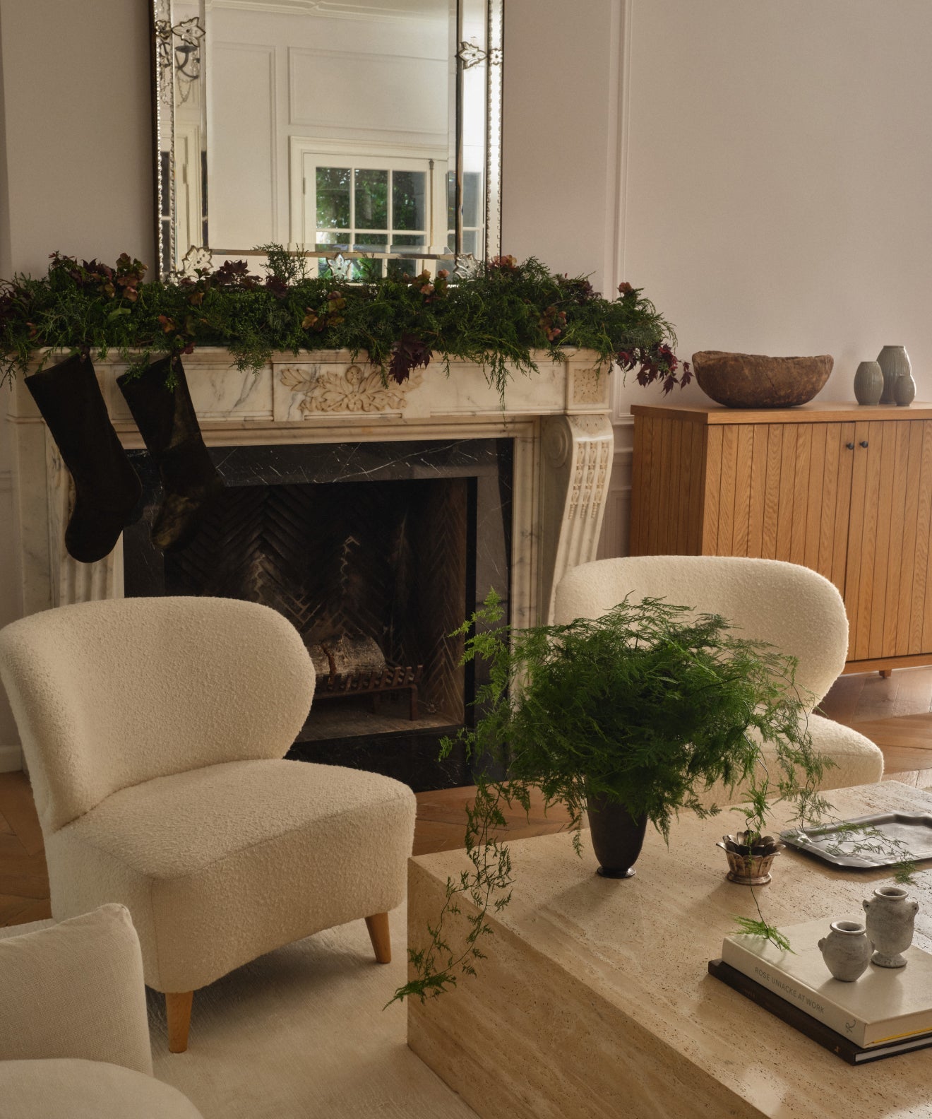 https://cdn.shopify.com/s/files/1/0565/1234/8333/files/brentwood-chair-ivory-wool-boucle-3.jpg?v=1760568244