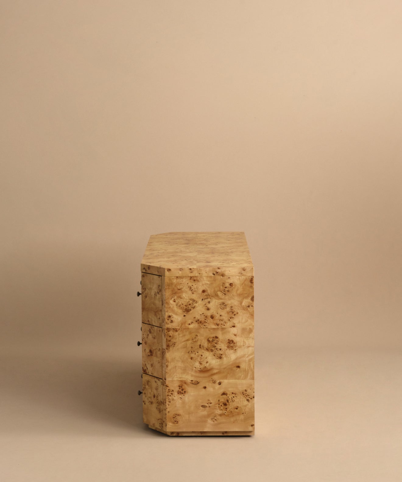 https://cdn.shopify.com/s/files/1/0565/1234/8333/files/carbon-dresser-burlwood-4.jpg?v=1757452679
