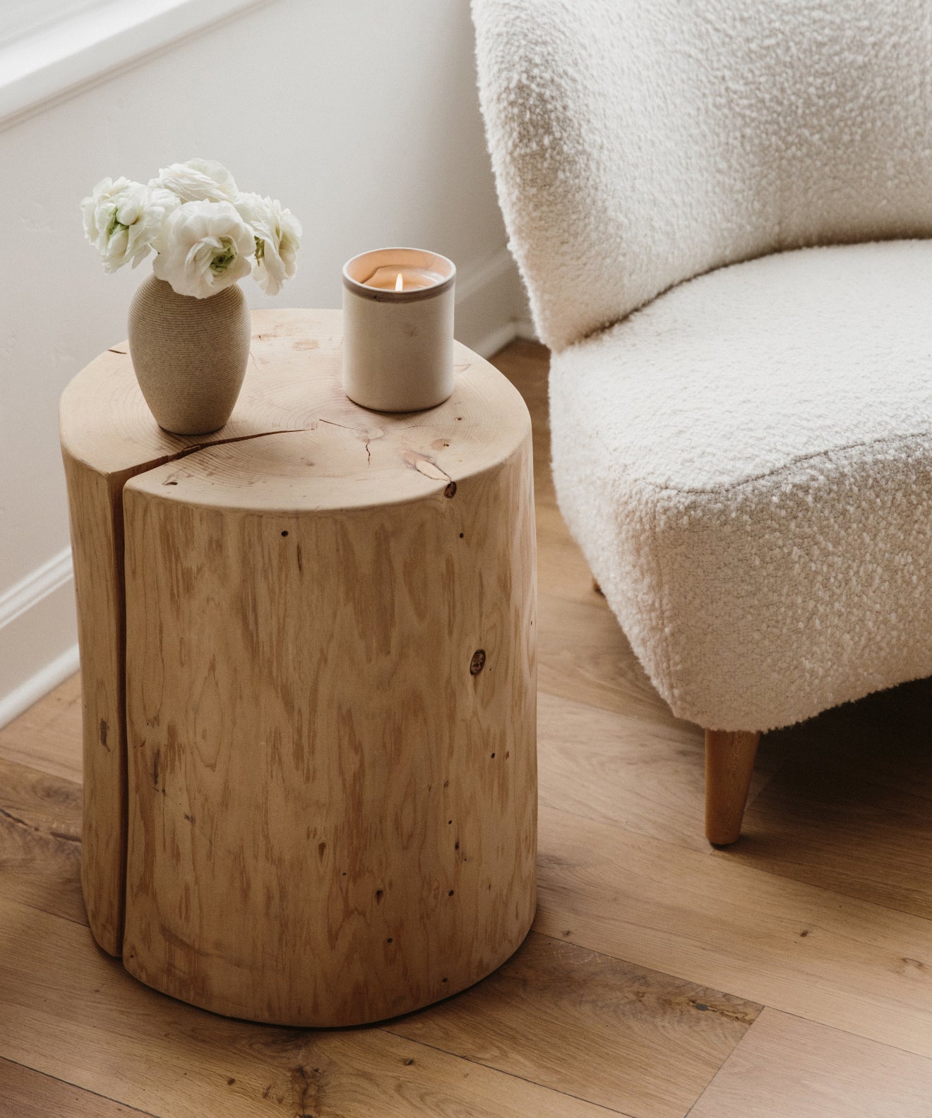 https://cdn.shopify.com/s/files/1/0565/1234/8333/files/cedar-stump-2.jpg?v=1708021646