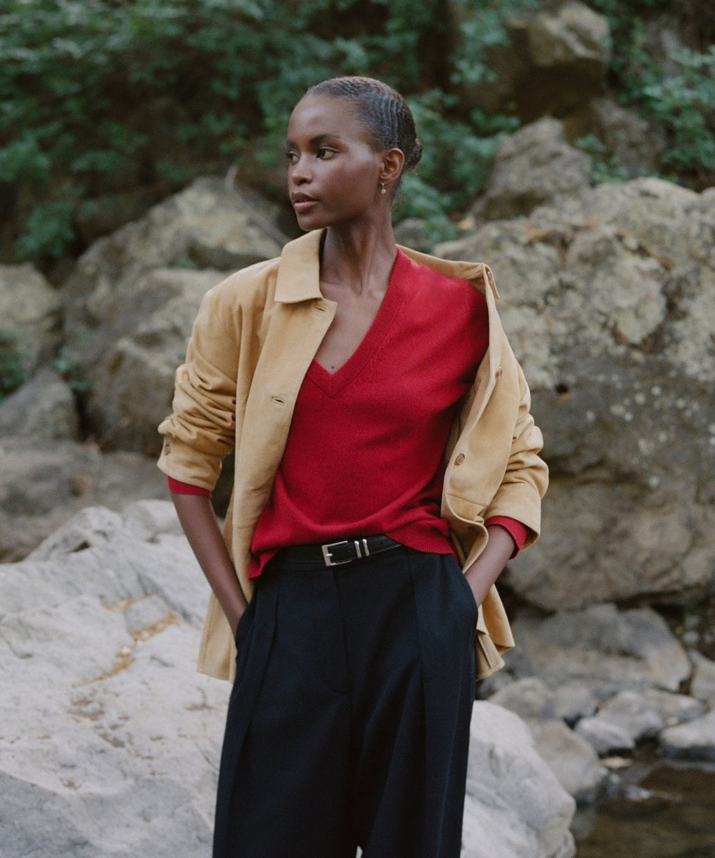 Luxurious Crimson Flynn 100% Cashmere V-Neck Sweater - Relaxed Fit Knit Top