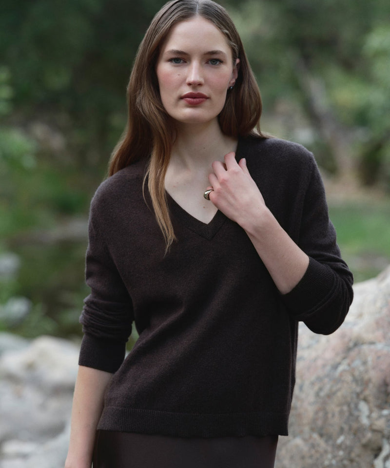 Luxurious Espresso Flynn Cashmere Sweater - Relaxed Fit V-Neck, Ultra-Soft Comfort