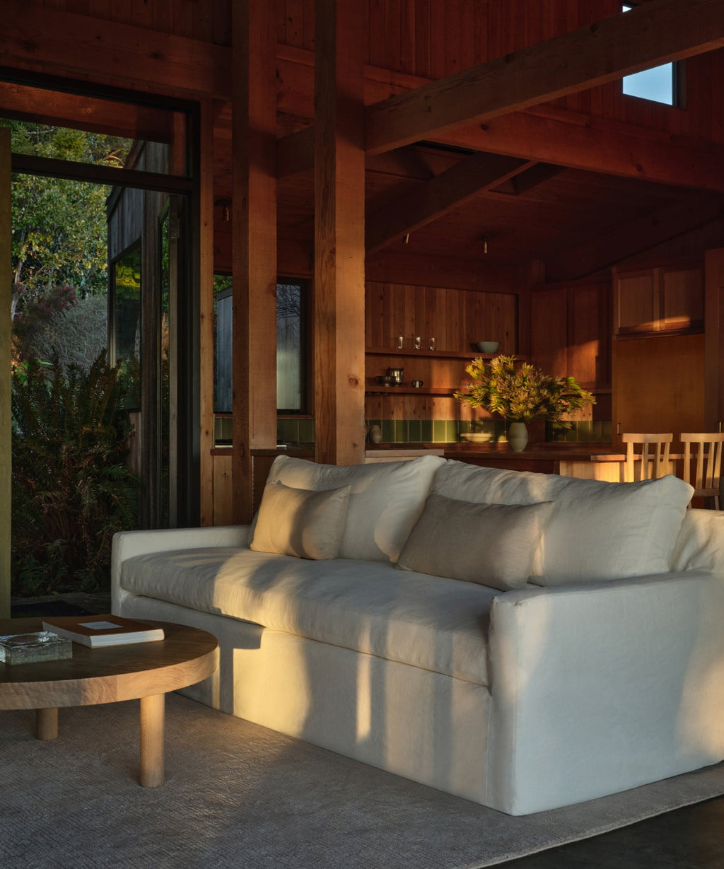 https://cdn.shopify.com/s/files/1/0565/1234/8333/files/harbor-sofa-ivory-linen-3.jpg?v=1744672158