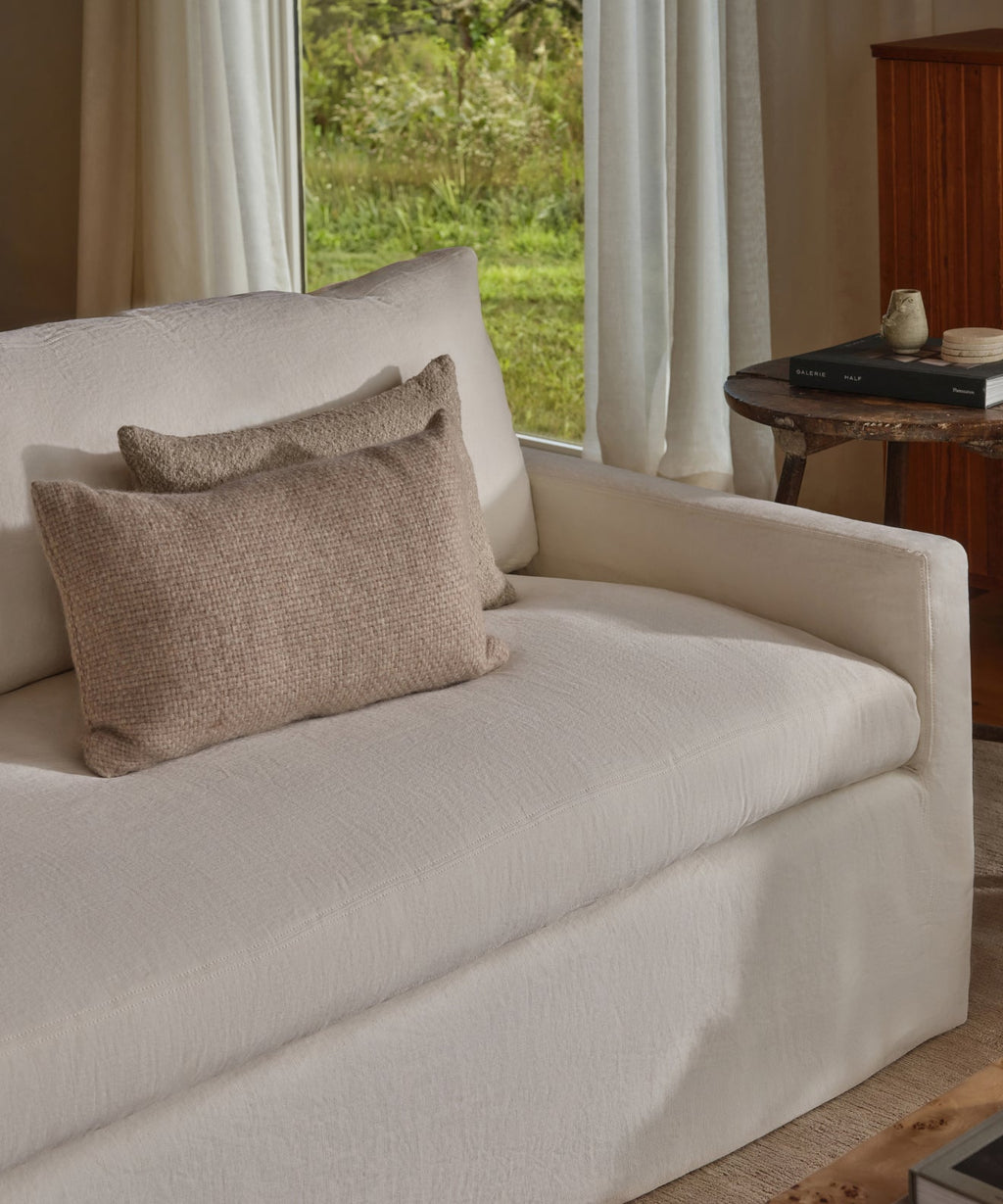 https://cdn.shopify.com/s/files/1/0565/1234/8333/files/harbor-sofa-ivory.jpg?v=1744672158