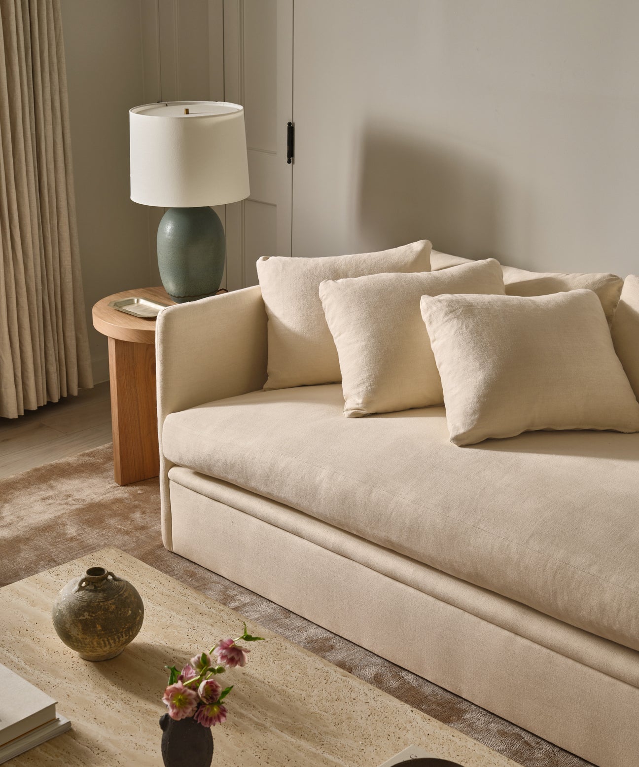 https://cdn.shopify.com/s/files/1/0565/1234/8333/files/hemp-dume-sofa-upholstered-furniture-beige-2.jpg?v=1709142154