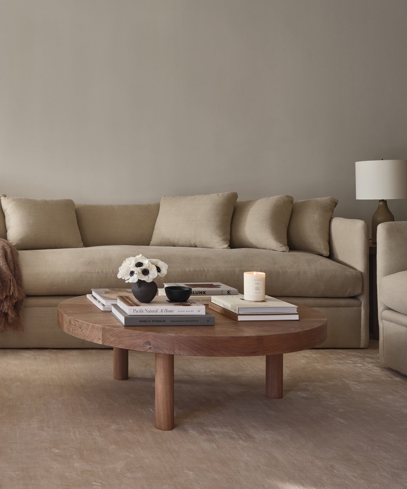 https://cdn.shopify.com/s/files/1/0565/1234/8333/files/hemp-dume-sofa-upholstered-furniture-sand-4.jpg?v=1709142639