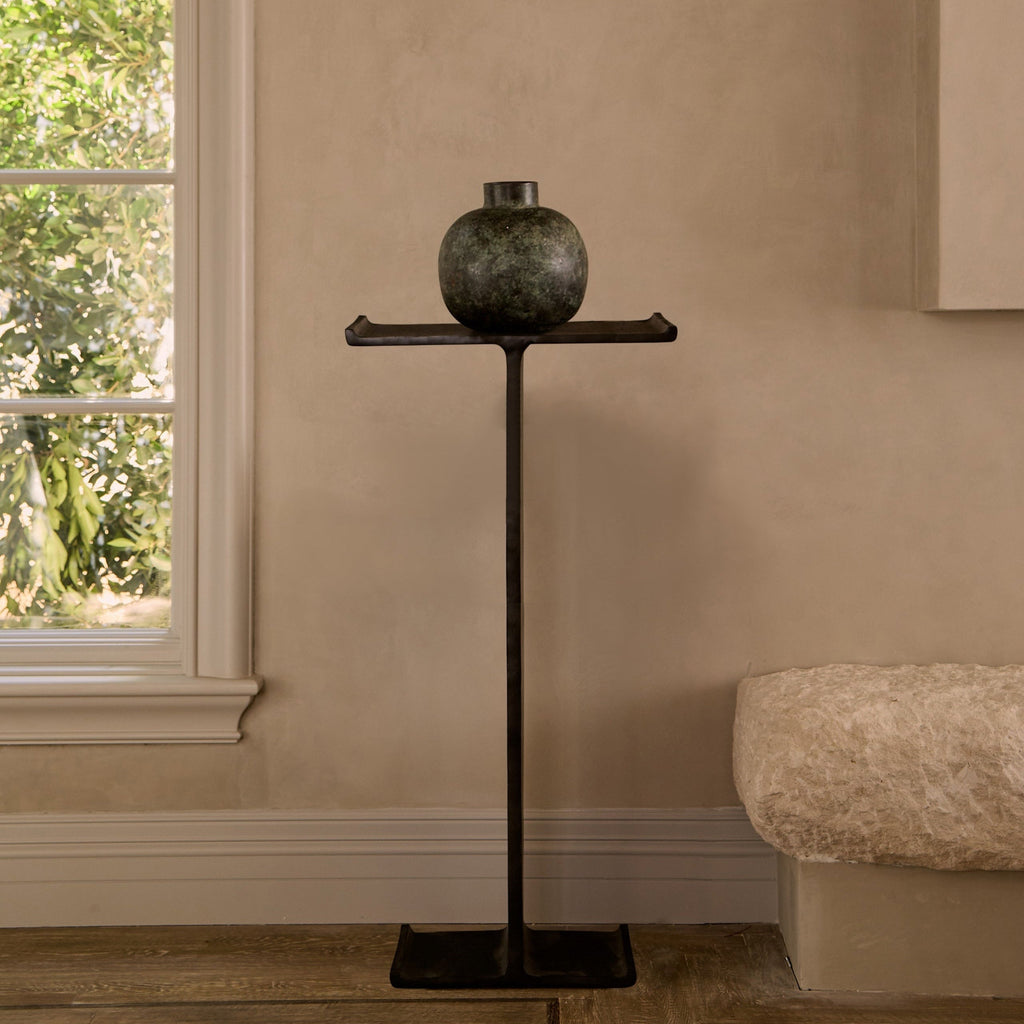 https://cdn.shopify.com/s/files/1/0593/2217/1565/files/i-beam-pedestal.jpg?v=1762987423