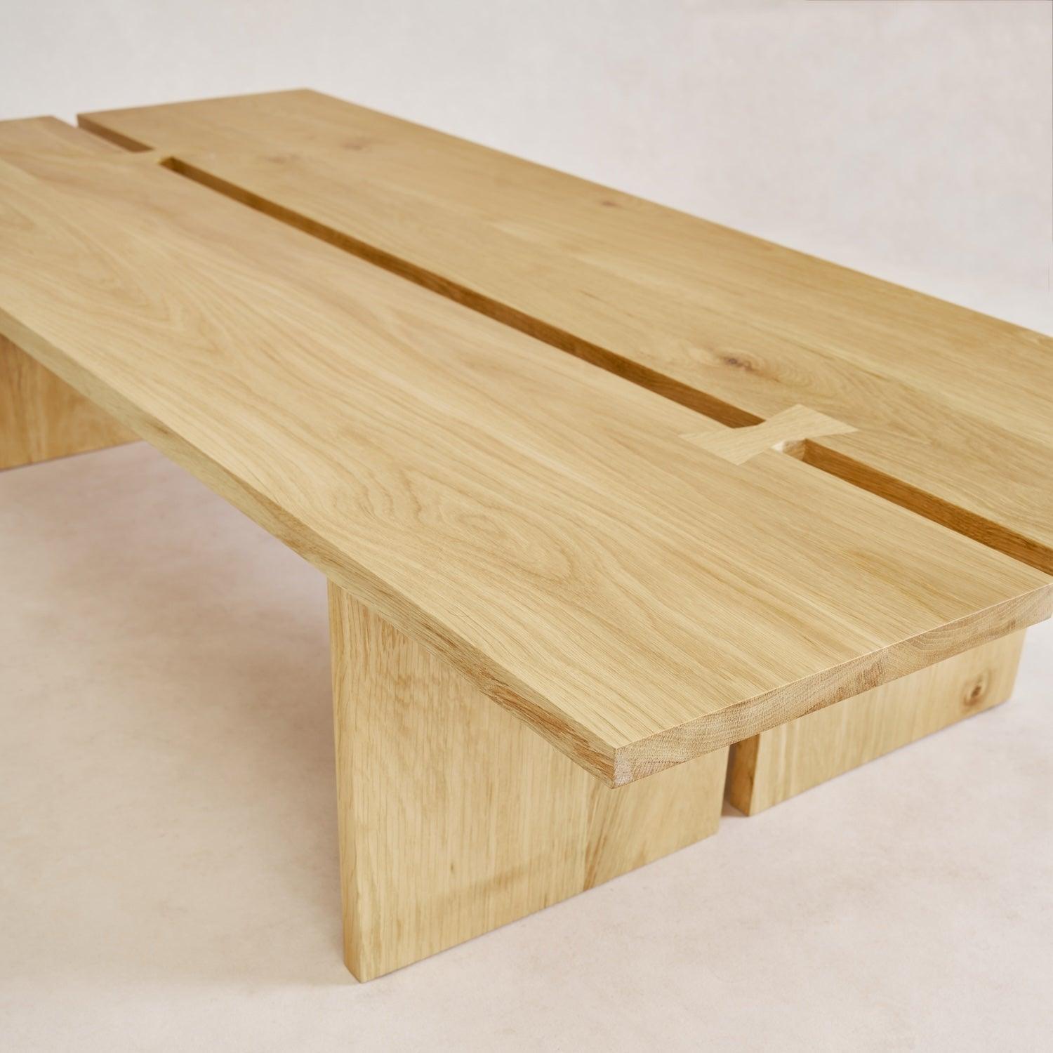 https://cdn.shopify.com/s/files/1/0593/2217/1565/products/kyoto-coffee-table-natural-coffee-tables-house-of-leon-363887.jpg?v=1738262804