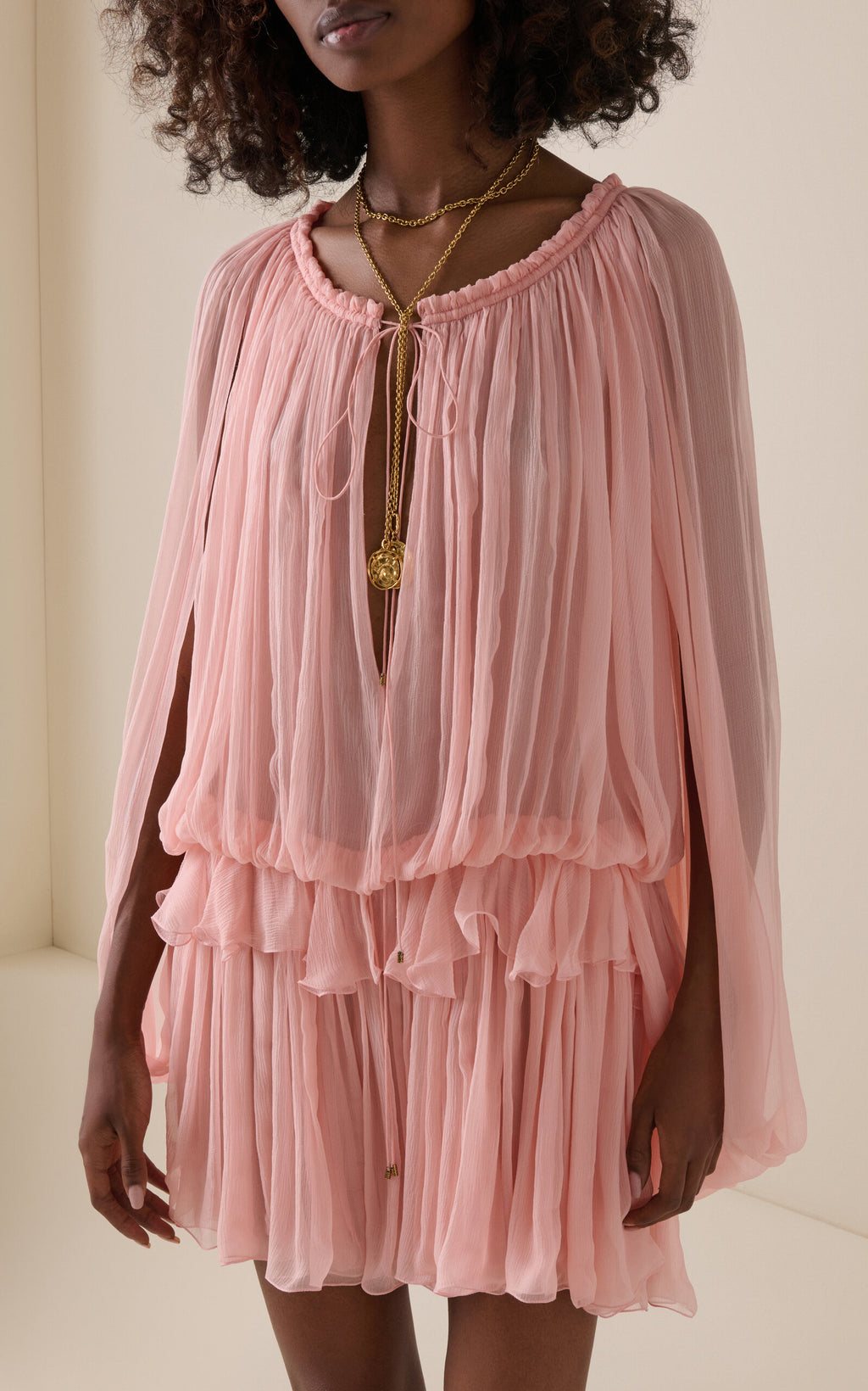 Chic Chloé Pink Organic Silk Mousseline Tiered Mini Dress for Resorts