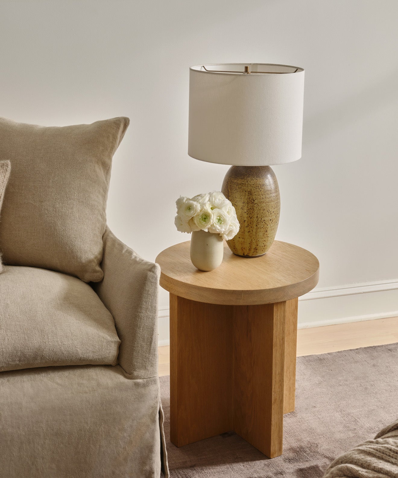 https://cdn.shopify.com/s/files/1/0565/1234/8333/files/marin-side-table-2_edit.jpg?v=1708036993