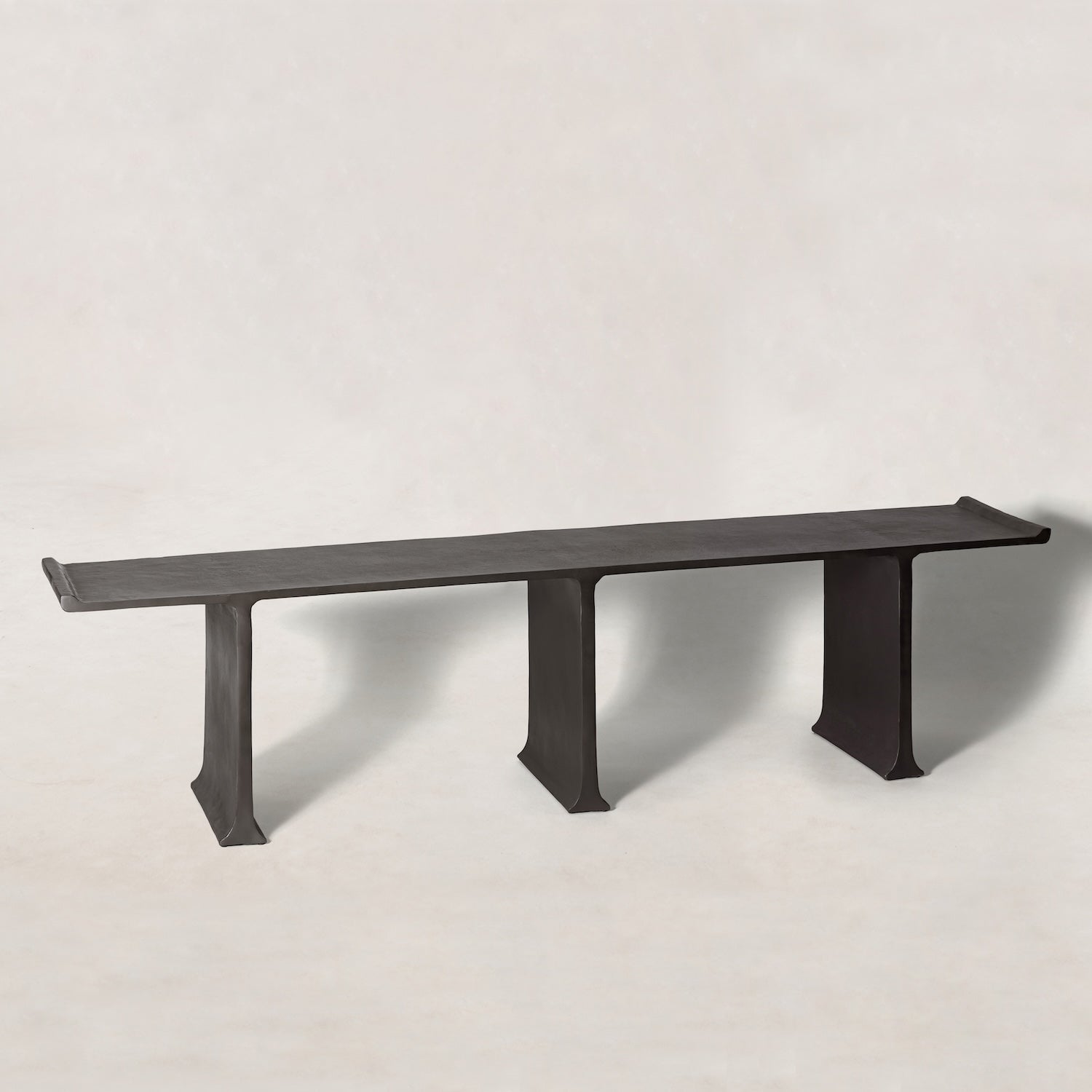 https://cdn.shopify.com/s/files/1/0593/2217/1565/files/metal-bench.jpg?v=1764097388
